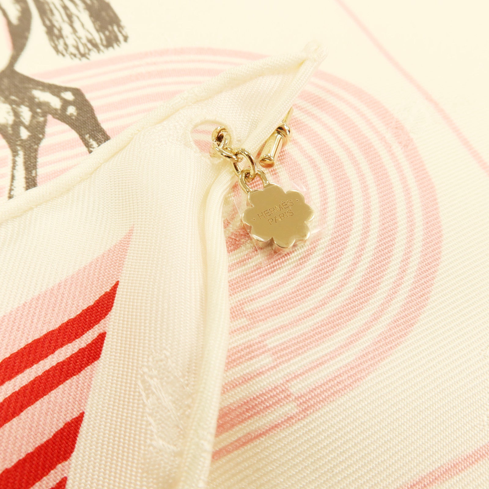 HERMES 絲質Garde Robe Pop Charm Triangle 70絲巾