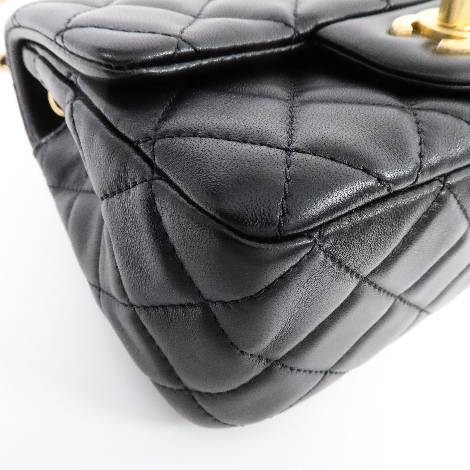 CHANEL Mini Classic 17鏈帶肩背袋