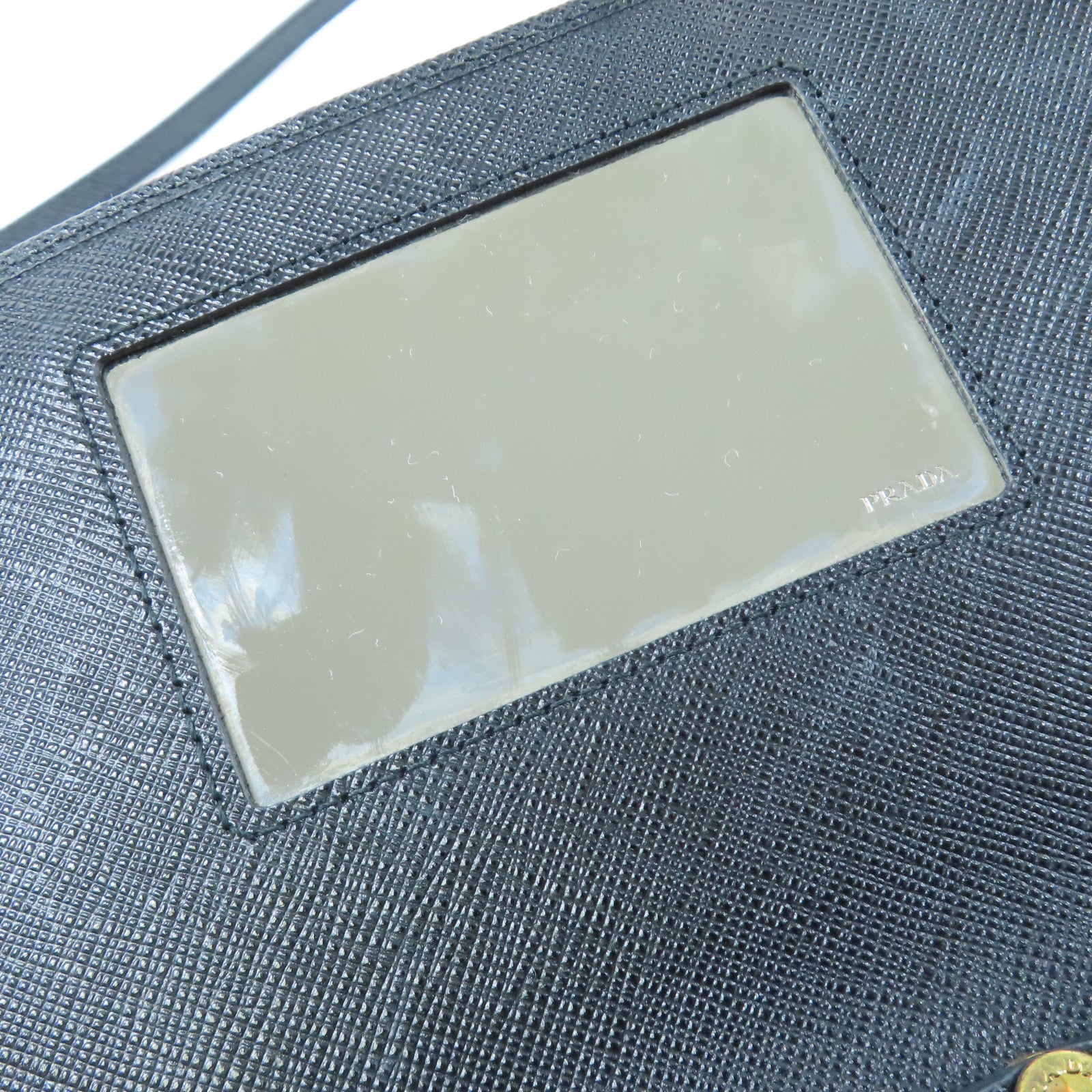 PRADA 牛皮皮革Robot Wallet Bag金扣肩背袋