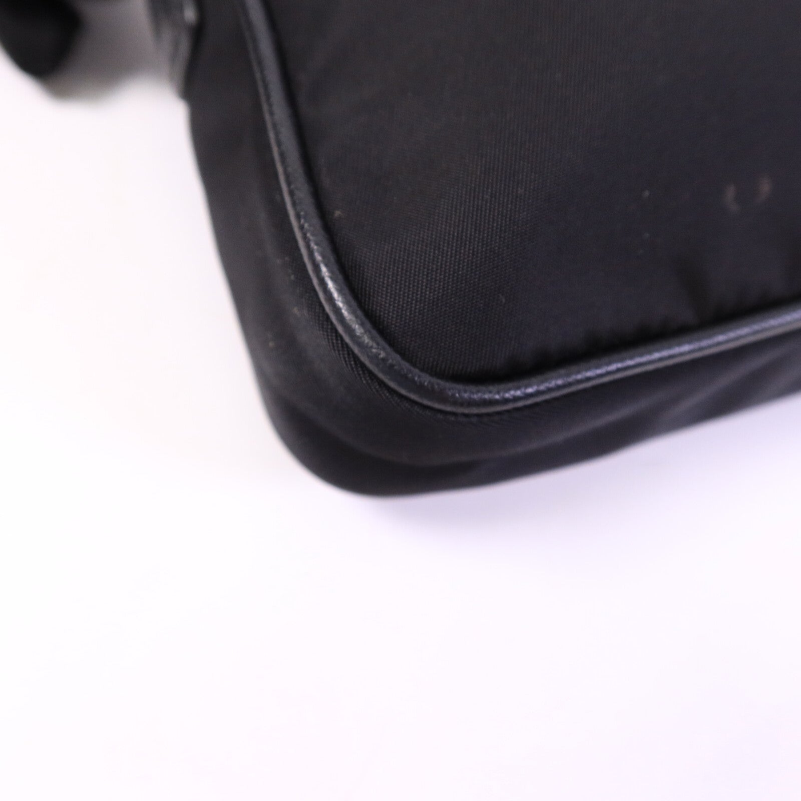 PRADA 皮革/尼龍Shoulder Bag鏈帶肩背袋