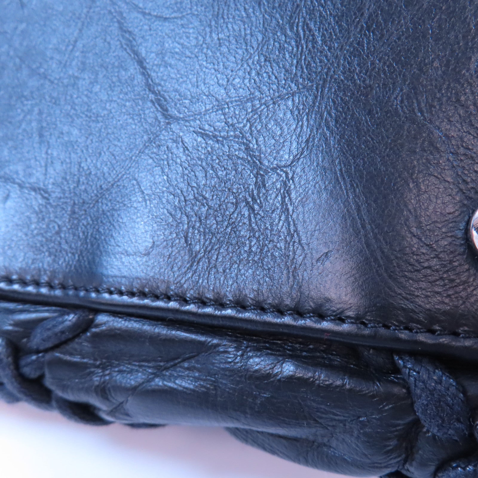 CHANEL 牛皮皮革Shoulder Bag金扣鏈帶肩背袋黑色