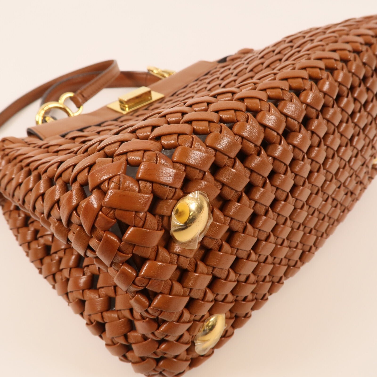 FENDI Nappa皮革Mini Peekaboo金扣手挽肩背兩用袋
