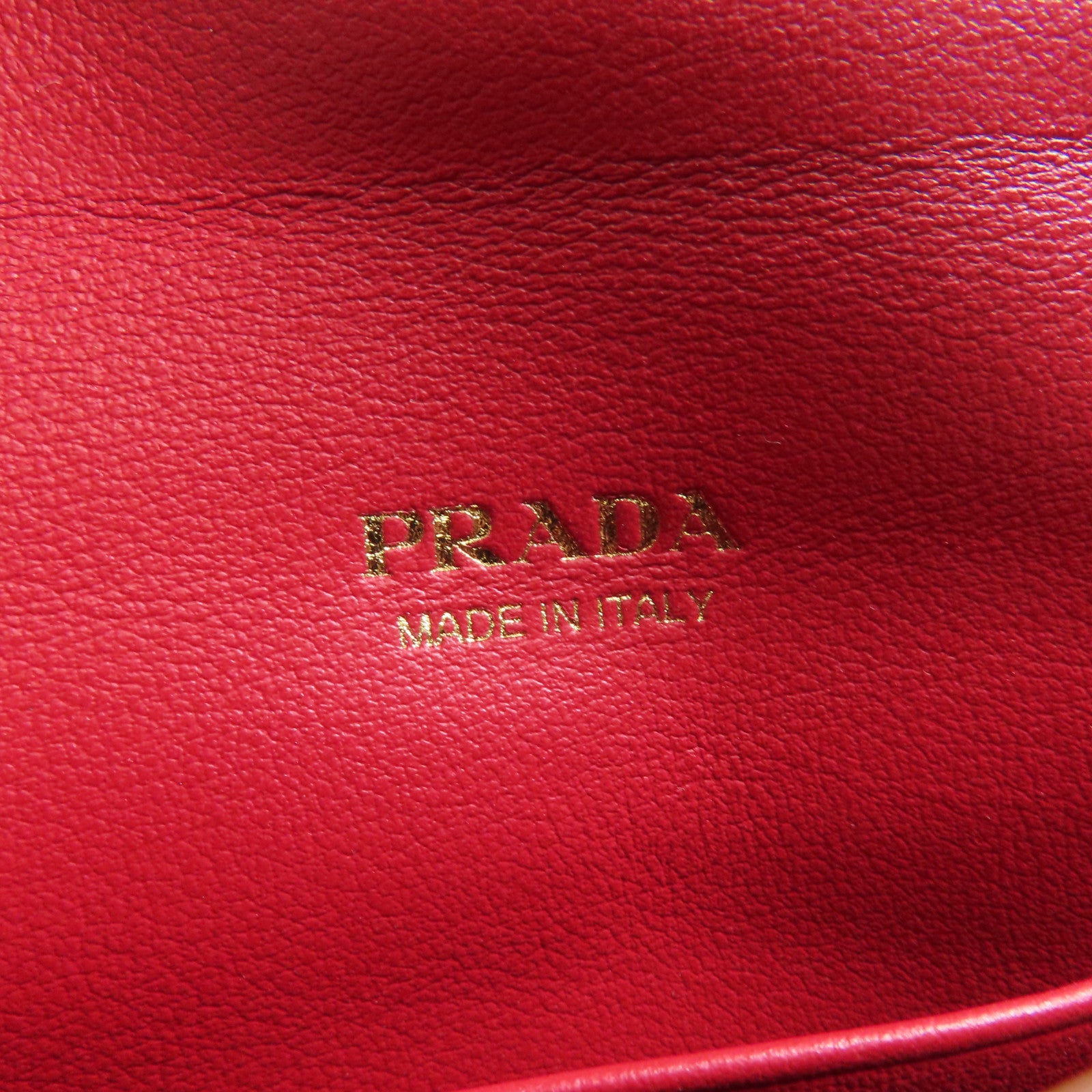 PRADA 牛皮皮革Wallet金扣長錢包