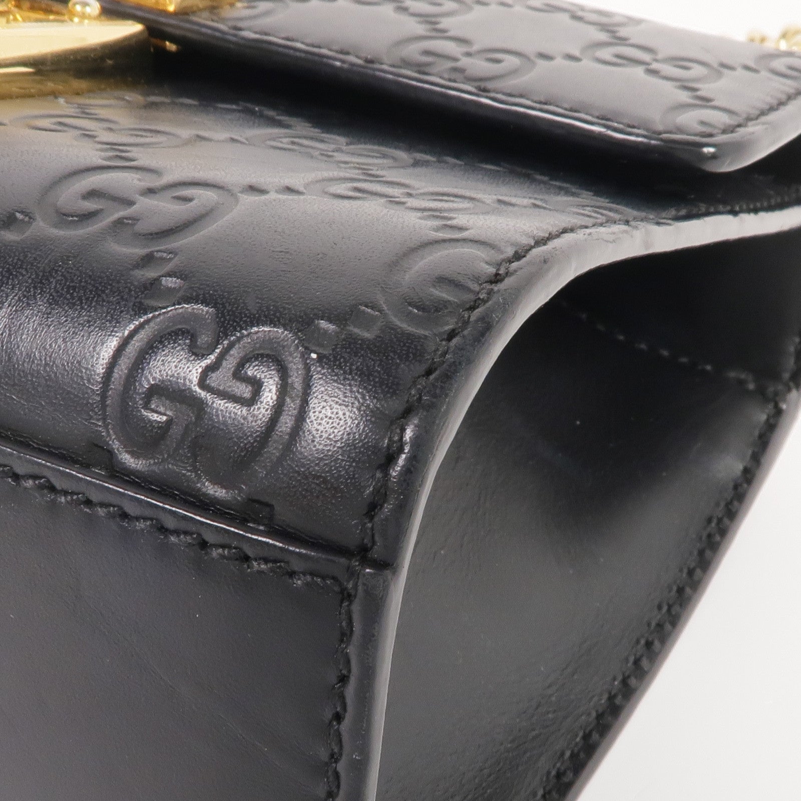 GUCCI 【激減優惠】牛皮皮革Padlock Small金扣鏈帶肩背袋
