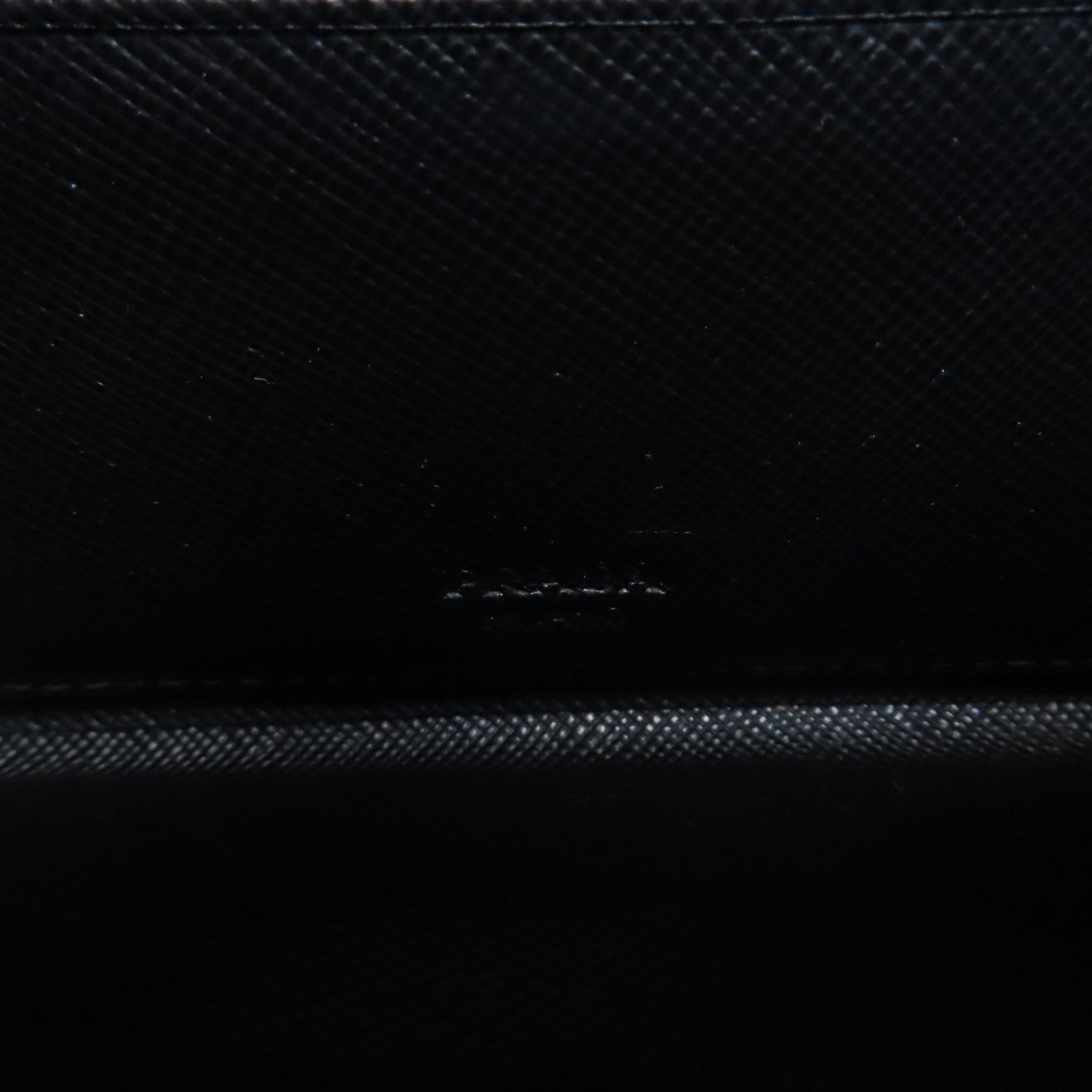 PRADA 牛皮皮革Long Wallet金扣長錢包黑色