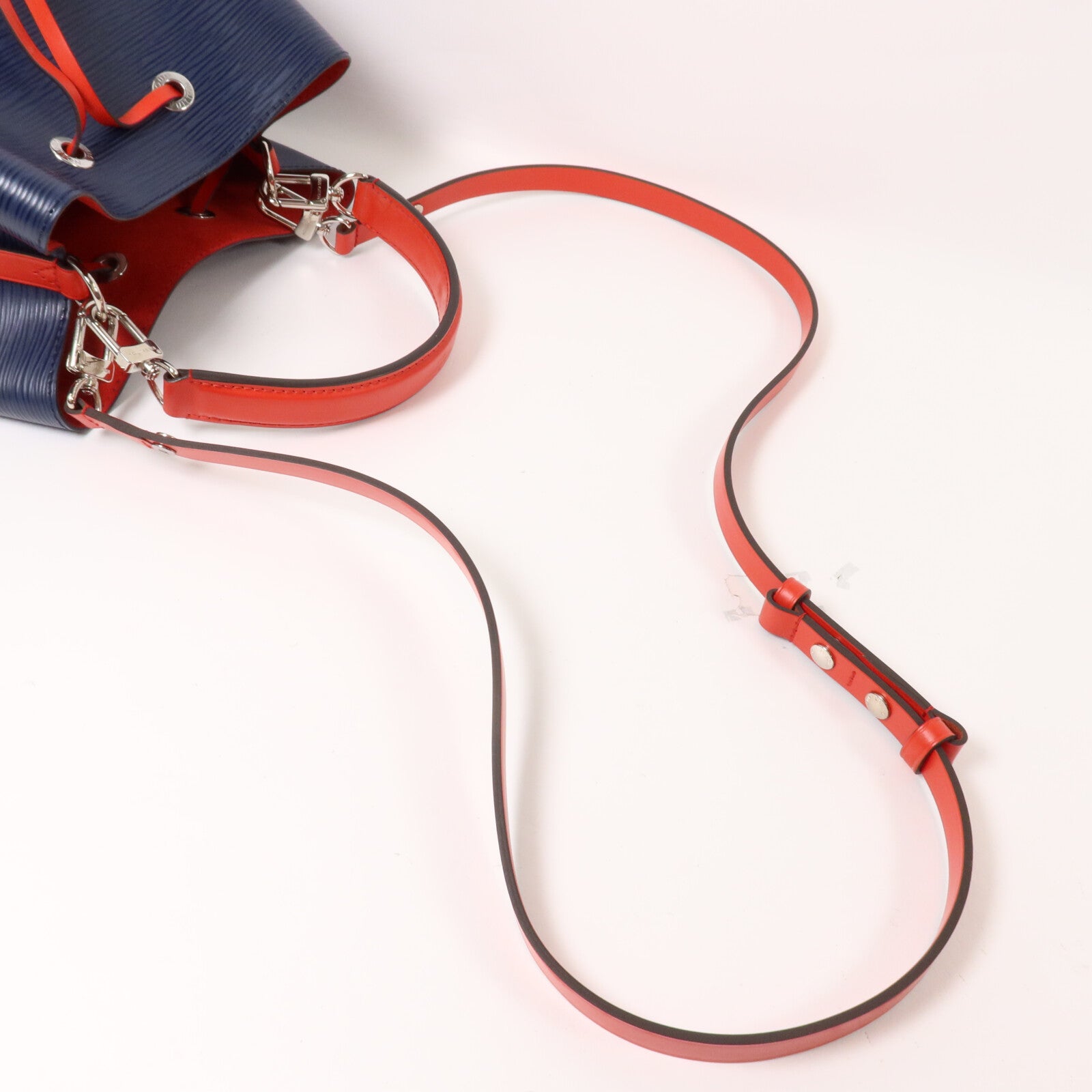 LOUIS VUITTON Epi Neo Noe MM手挽肩背兩用袋