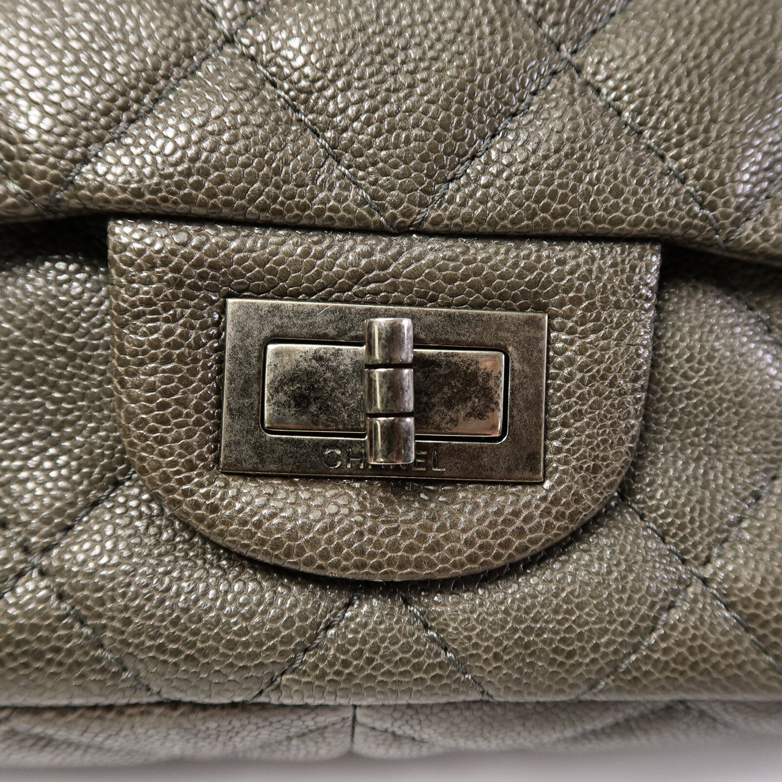 CHANEL 牛皮皮革2.55 Jumbo鏈帶手挽肩背兩用袋