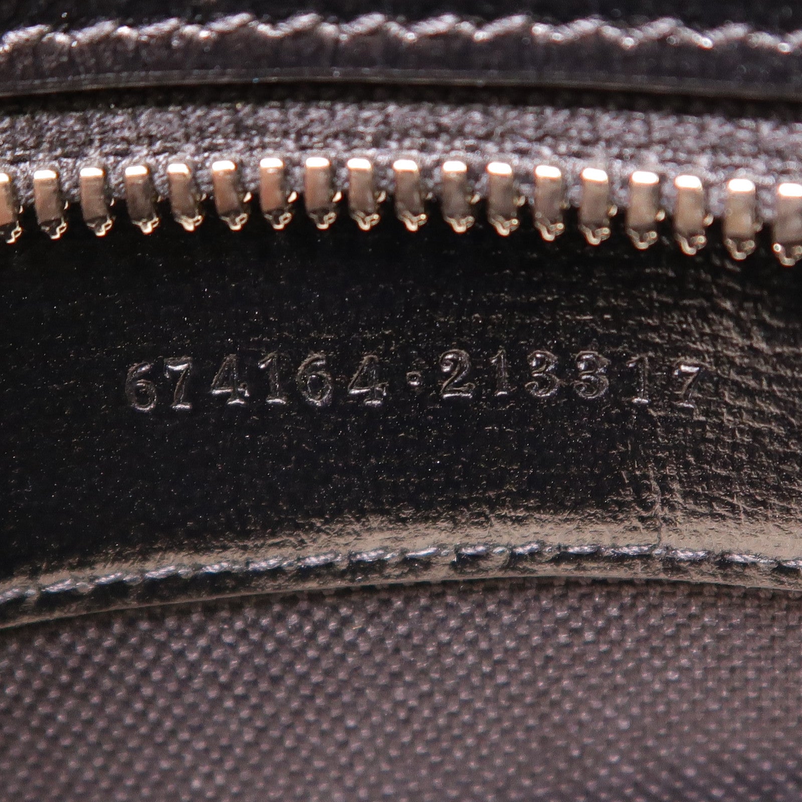 GUCCI 塗層帆布Shoulder Bag銀扣肩背袋