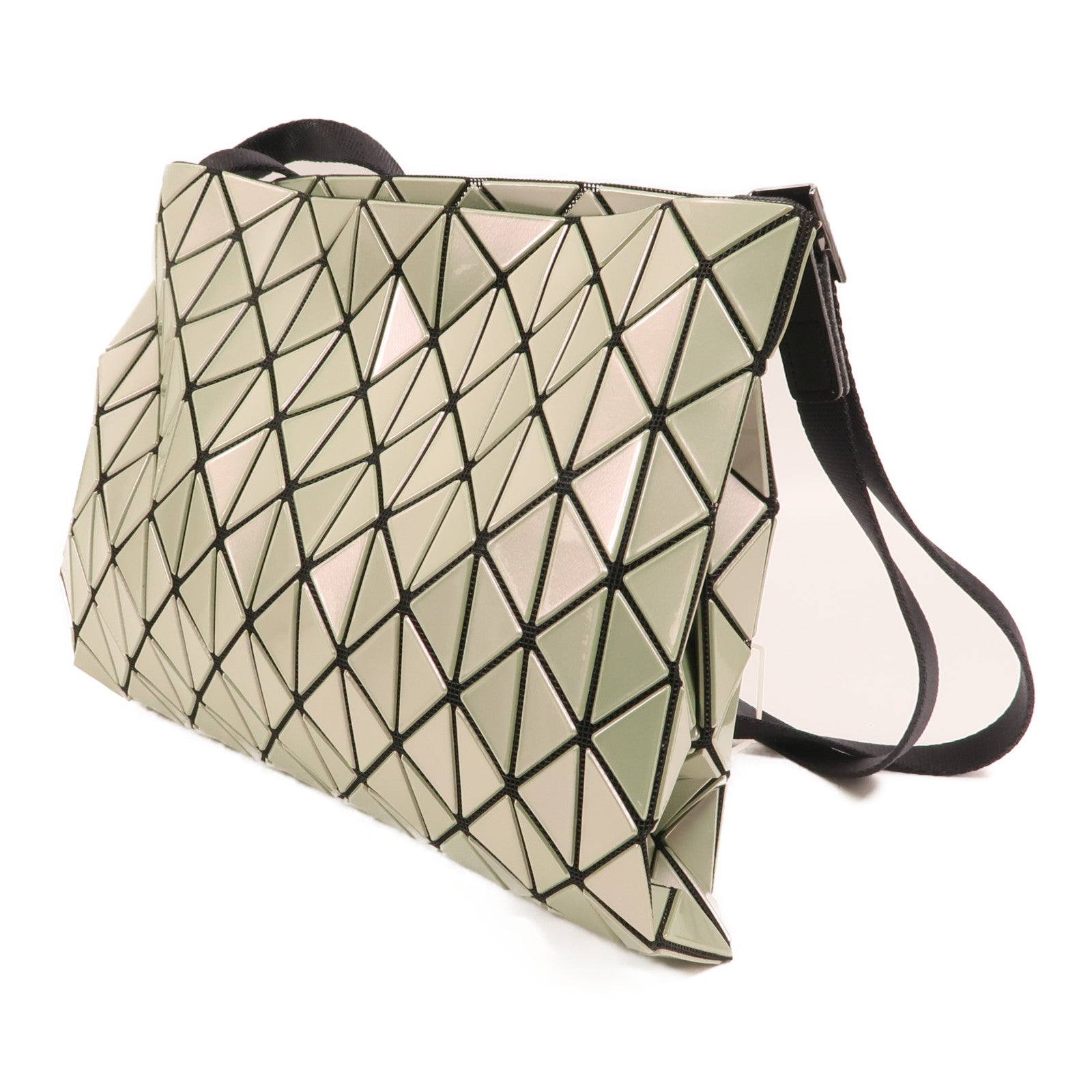 BAO BAO ISSEYMIYAKE PVC Shoulder Bag銀扣肩背袋