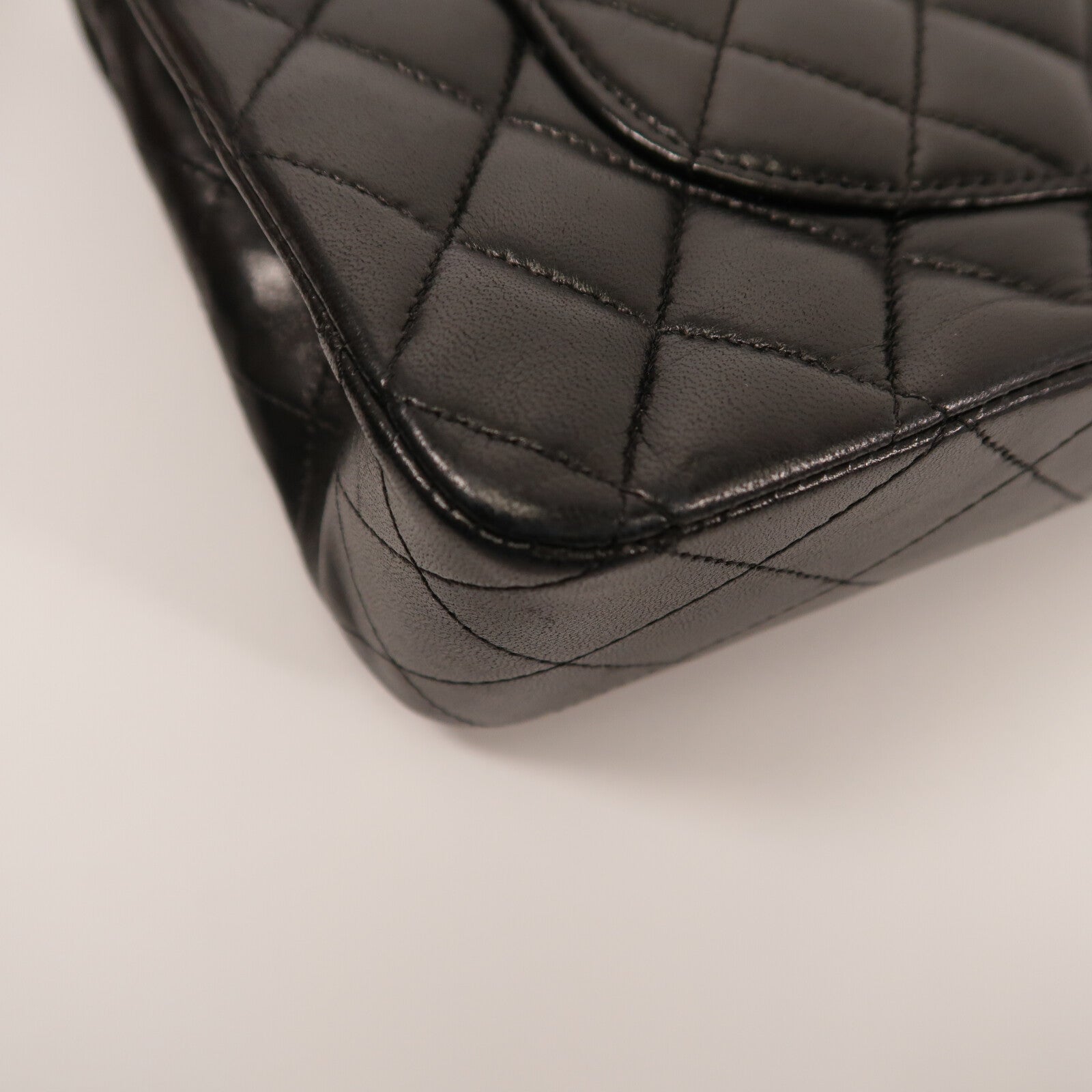 CHANEL 羊皮皮革Classic 25鏈帶肩背袋