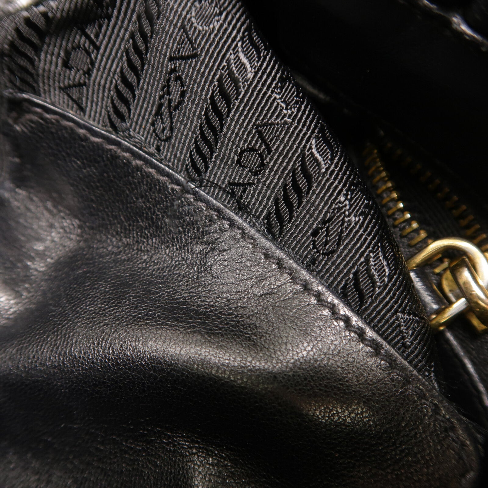 PRADA 尼龍Shoulder Bag肩背袋
