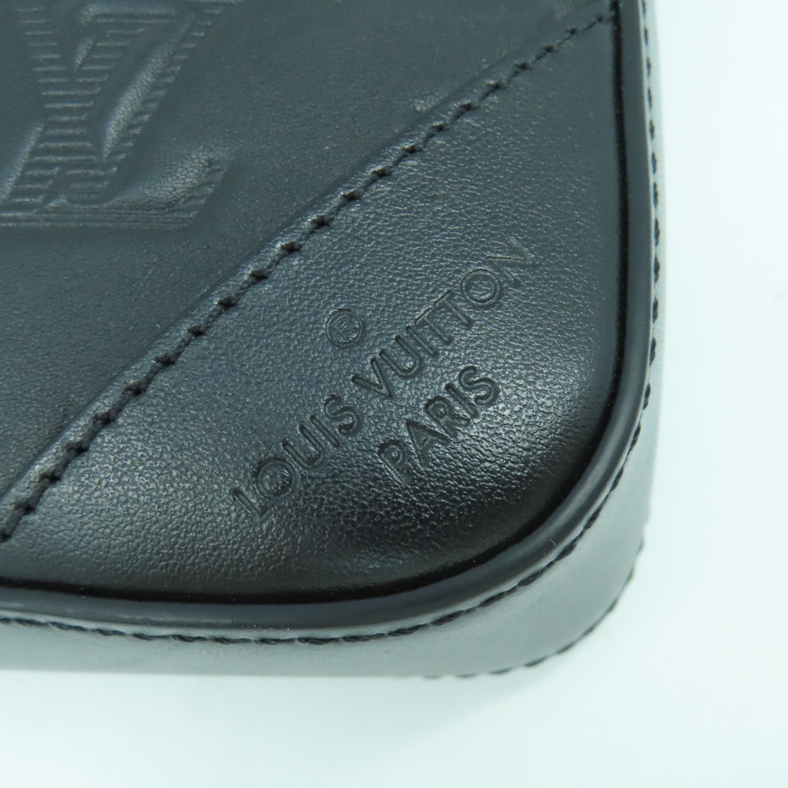 LOUIS VUITTON Monogram Shadow Duo Messenger黑扣肩背袋黑色