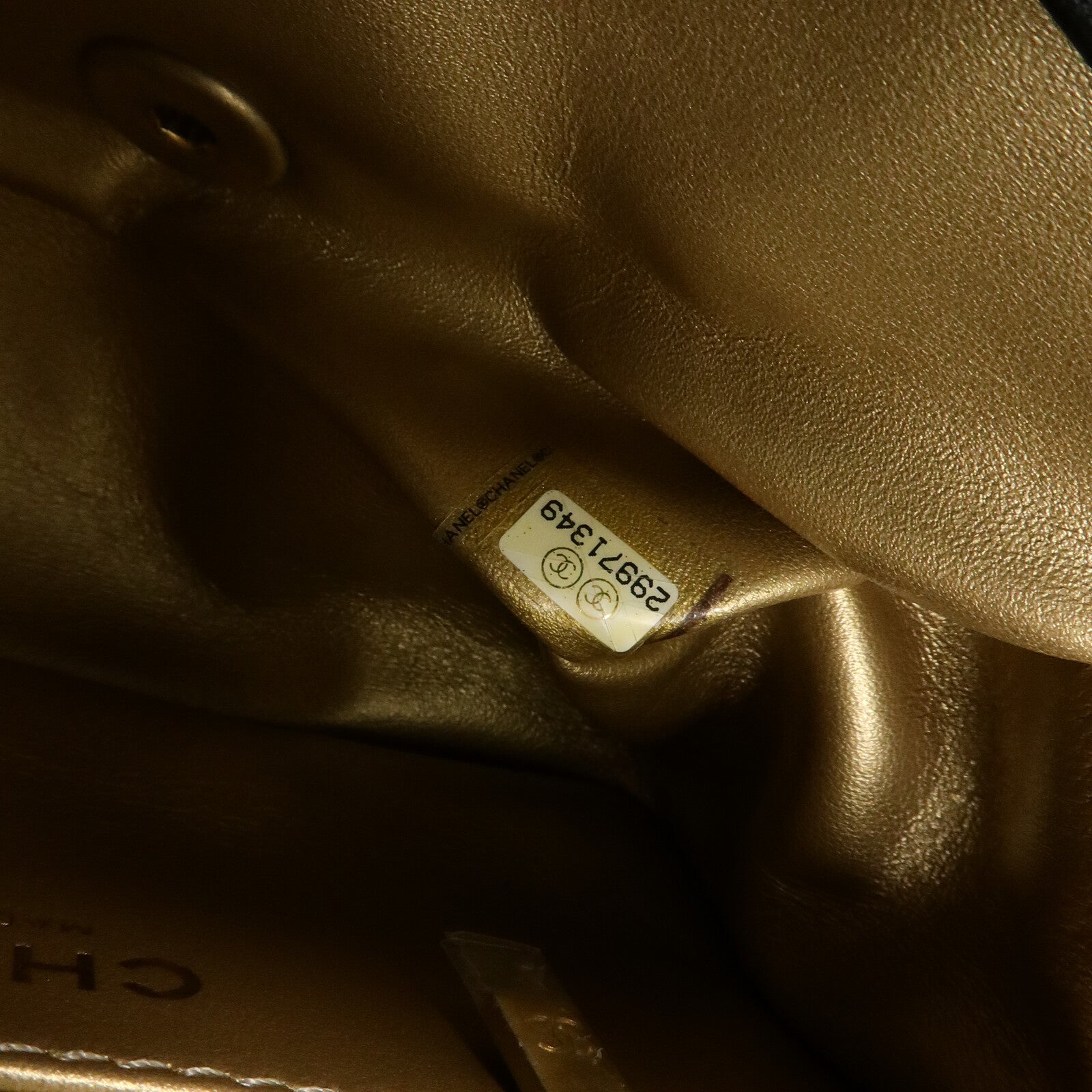 CHANEL Mini Classic 17鏈帶肩背袋