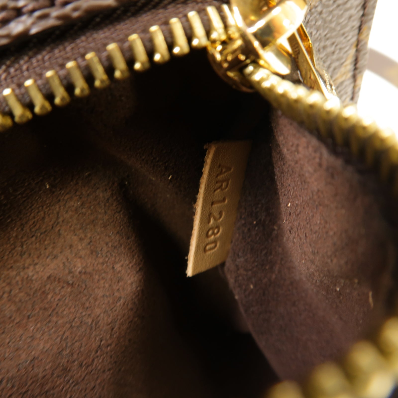 LOUIS VUITTON Monogram Pochette Metis金扣手挽肩背兩用袋棕色– Brand