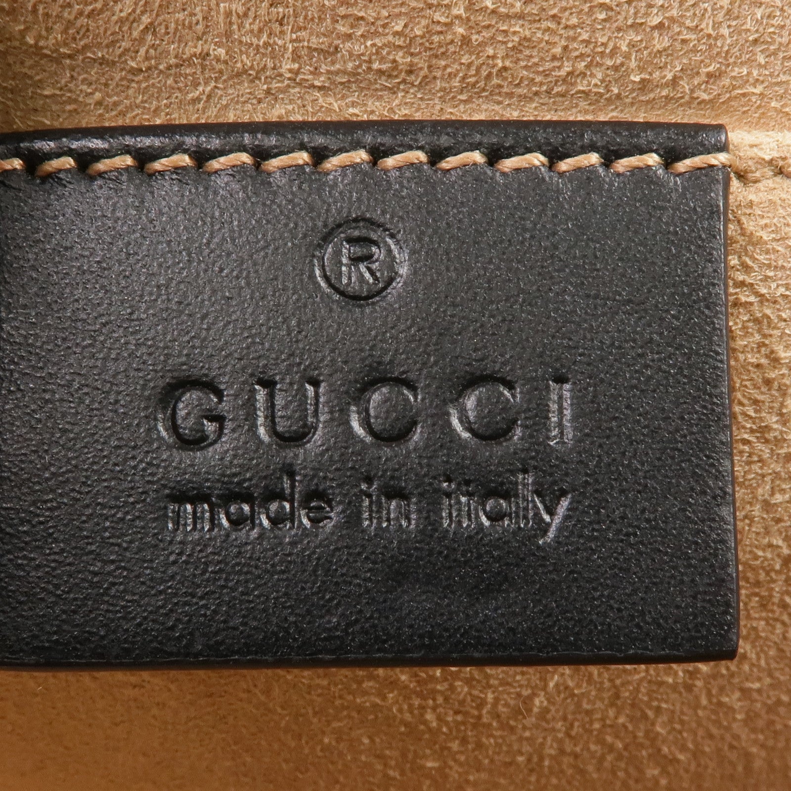 GUCCI 【激減優惠】牛皮皮革Padlock Small金扣鏈帶肩背袋