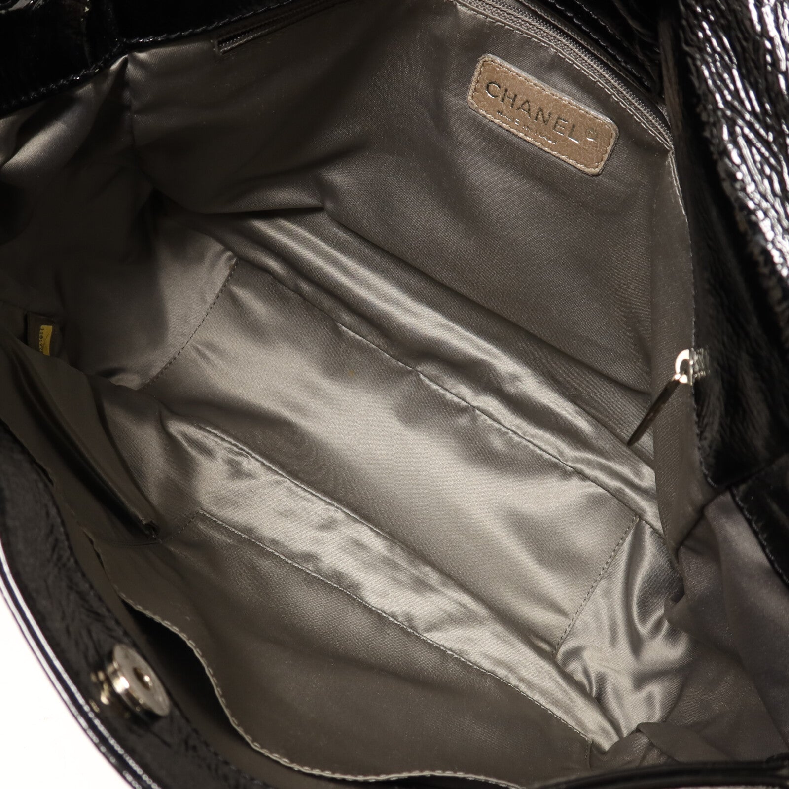 CHANEL 漆皮皮革Shoulder Bag肩背袋