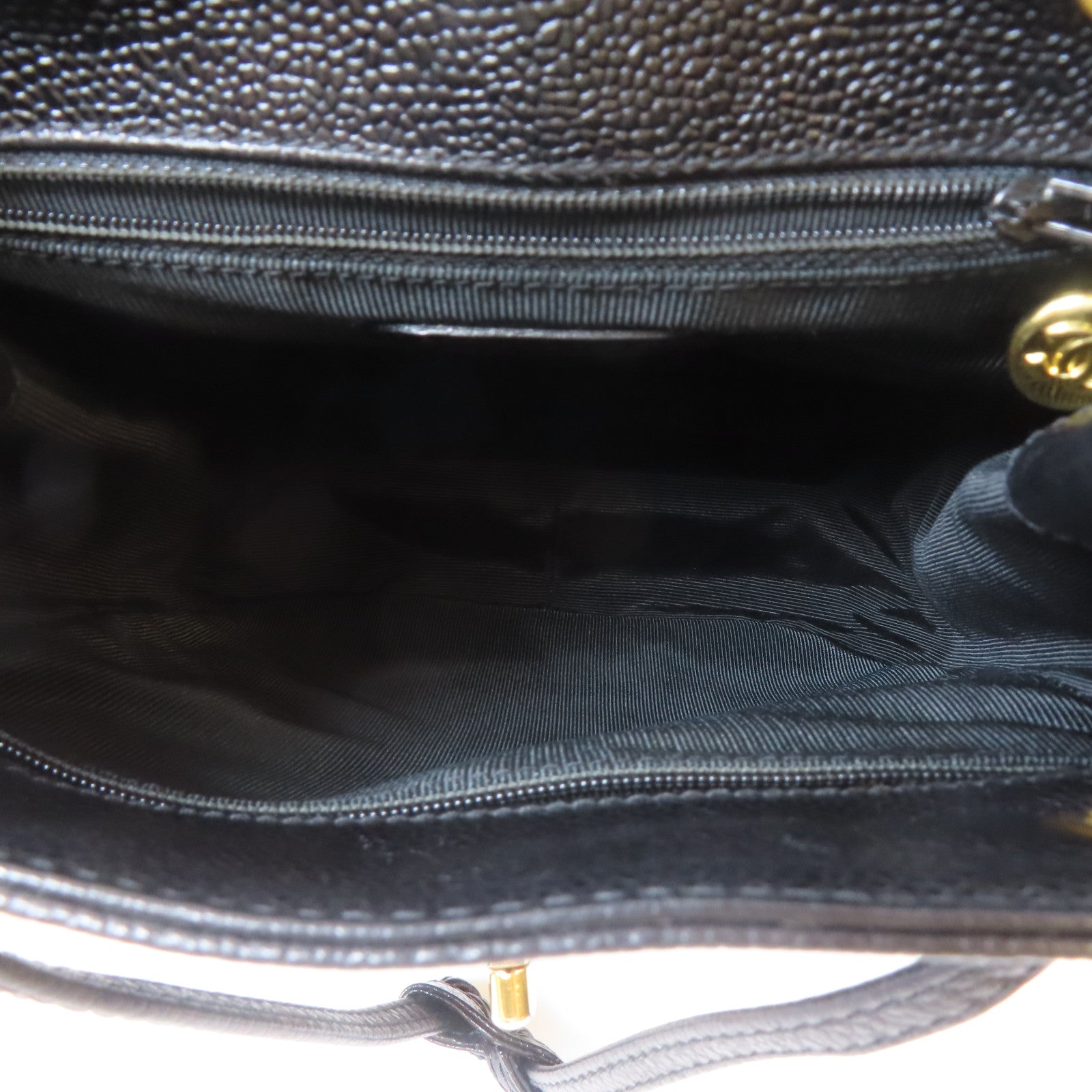 CHANEL Caviar皮革Triple CC Backpack金扣背包黑色