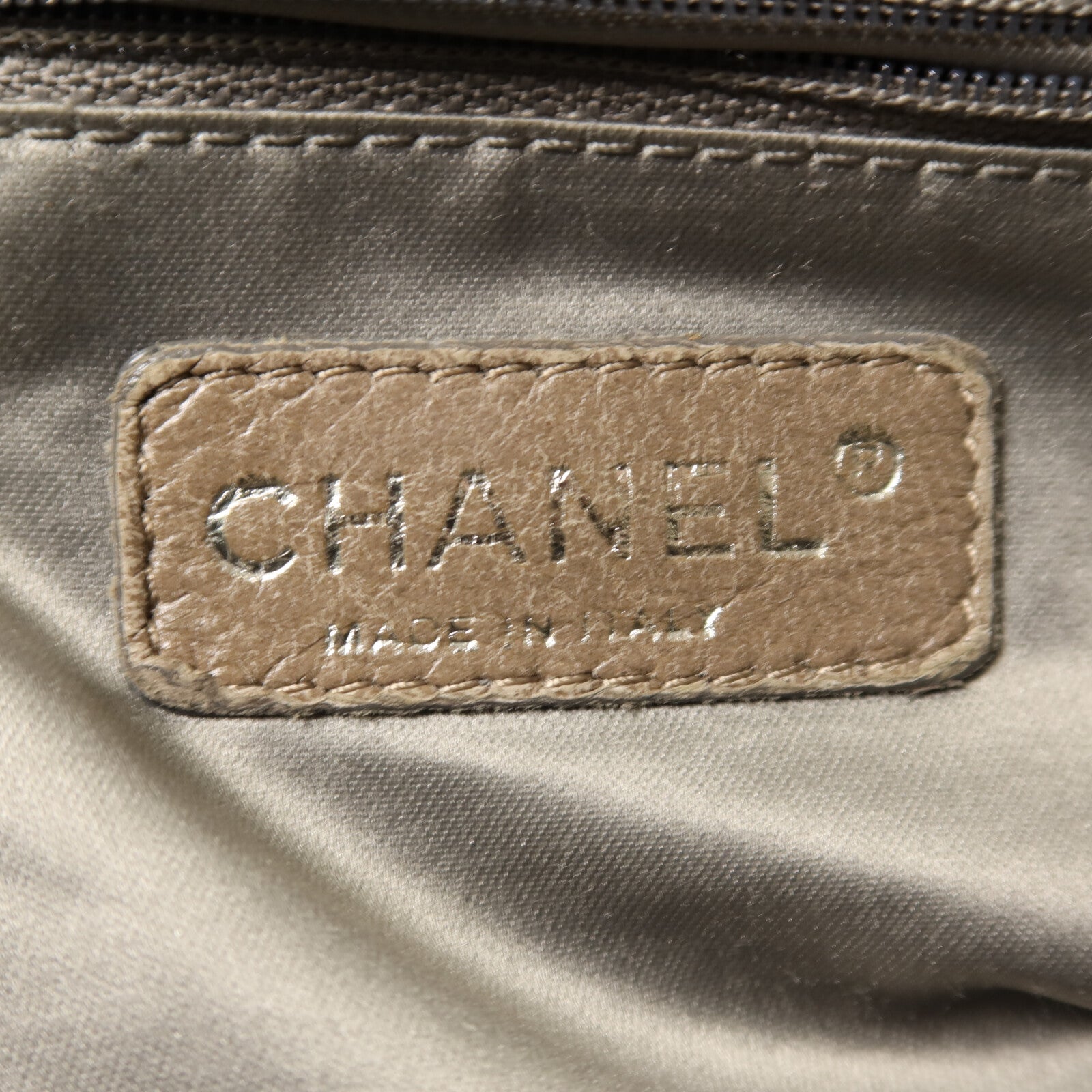 CHANEL 漆皮皮革Shoulder Bag肩背袋
