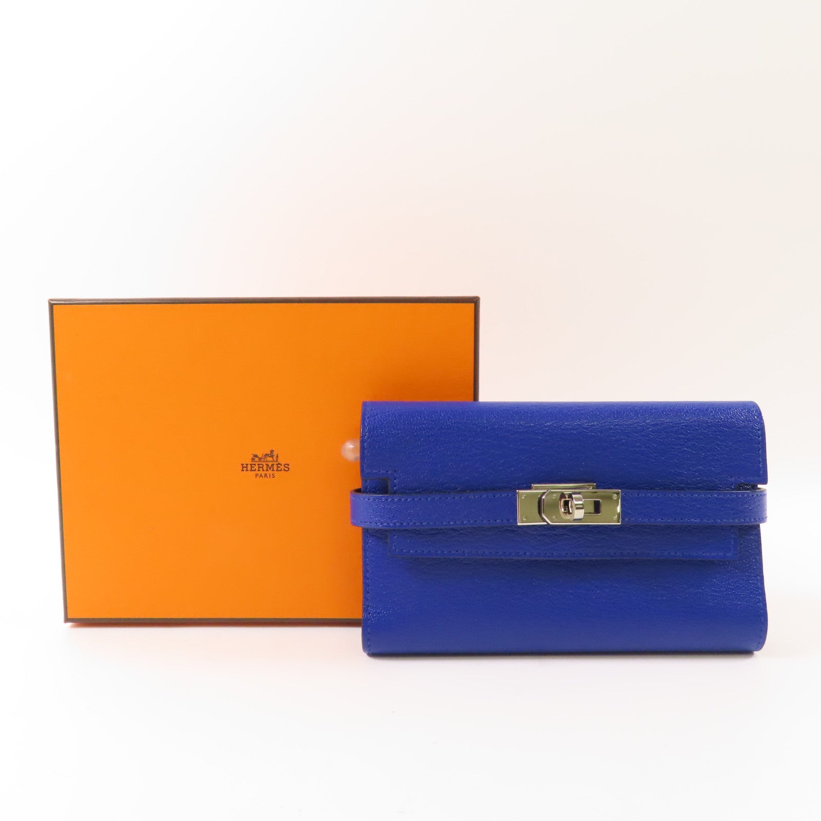 HERMES 【激減優惠】Chevre皮革Kelly Short Wallet銀扣錢包7T Bleu Electrique/電子藍