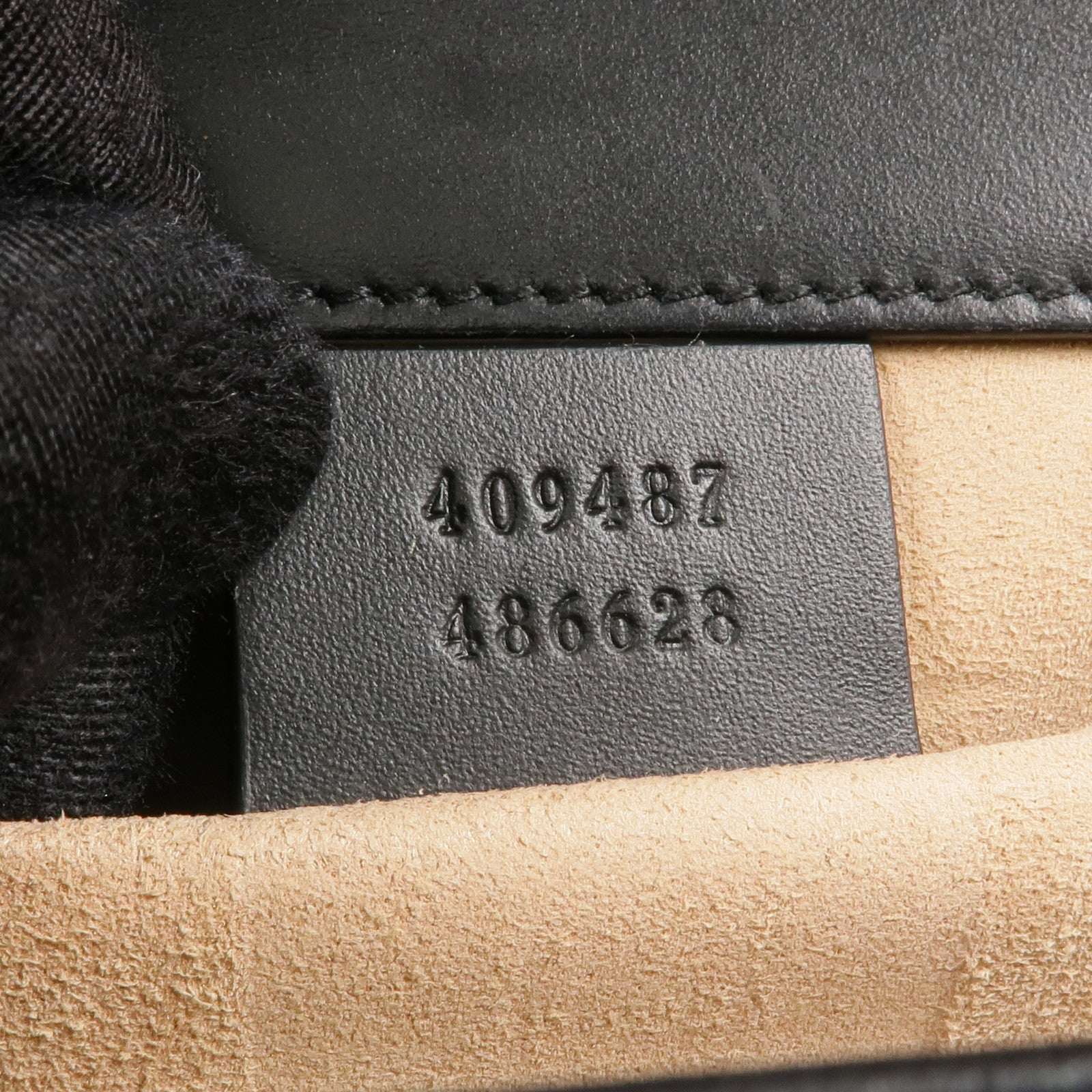 GUCCI 【激減優惠】牛皮皮革Padlock Small金扣鏈帶肩背袋