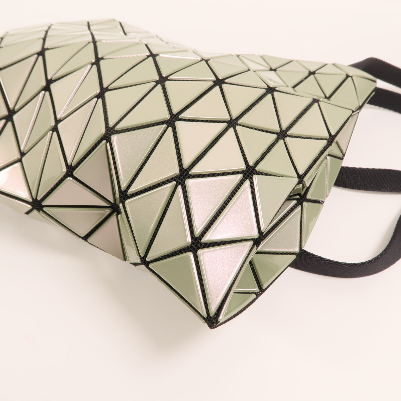 BAO BAO ISSEYMIYAKE PVC Shoulder Bag銀扣肩背袋