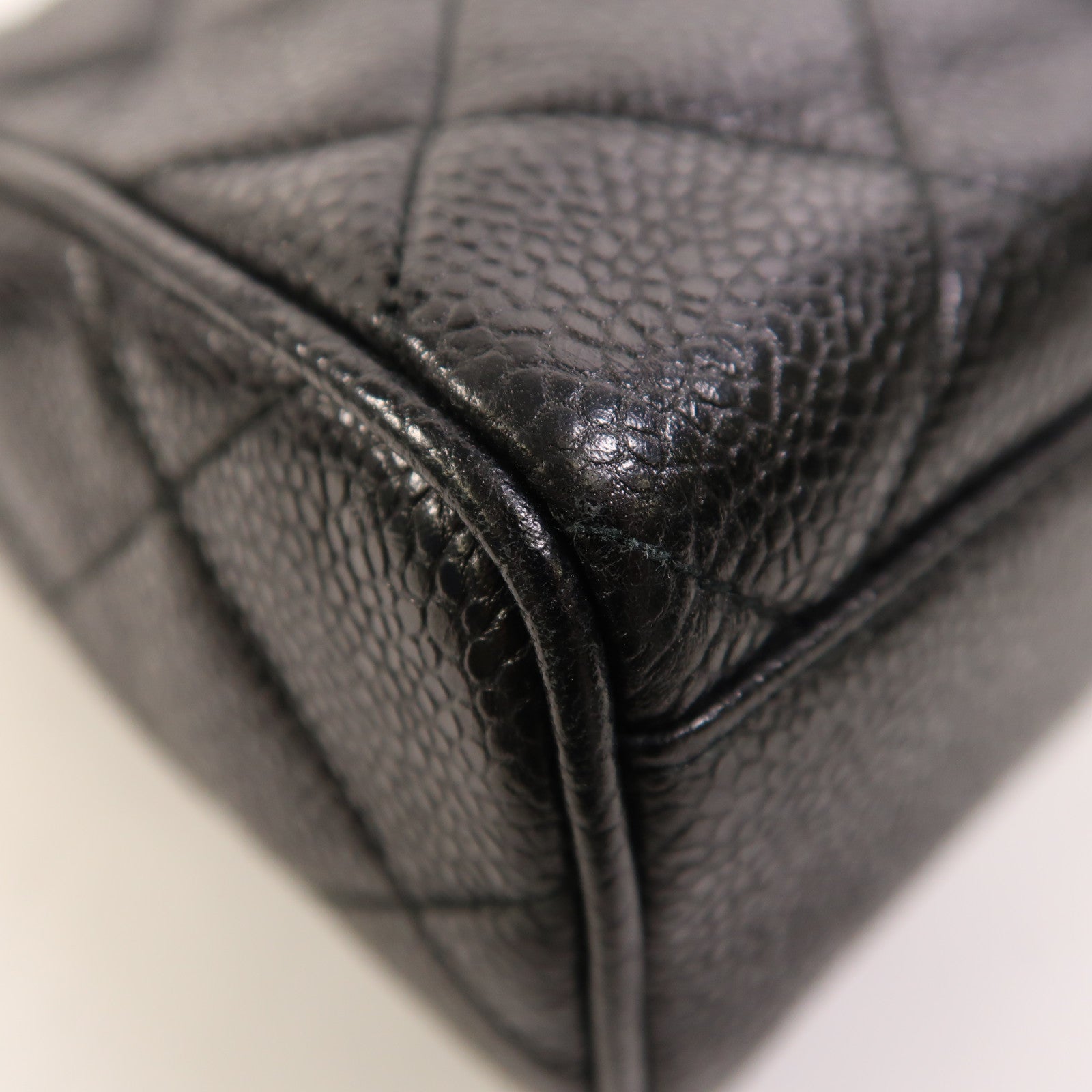 CHANEL 牛皮皮革Chain Shoulder金扣鏈帶肩背袋