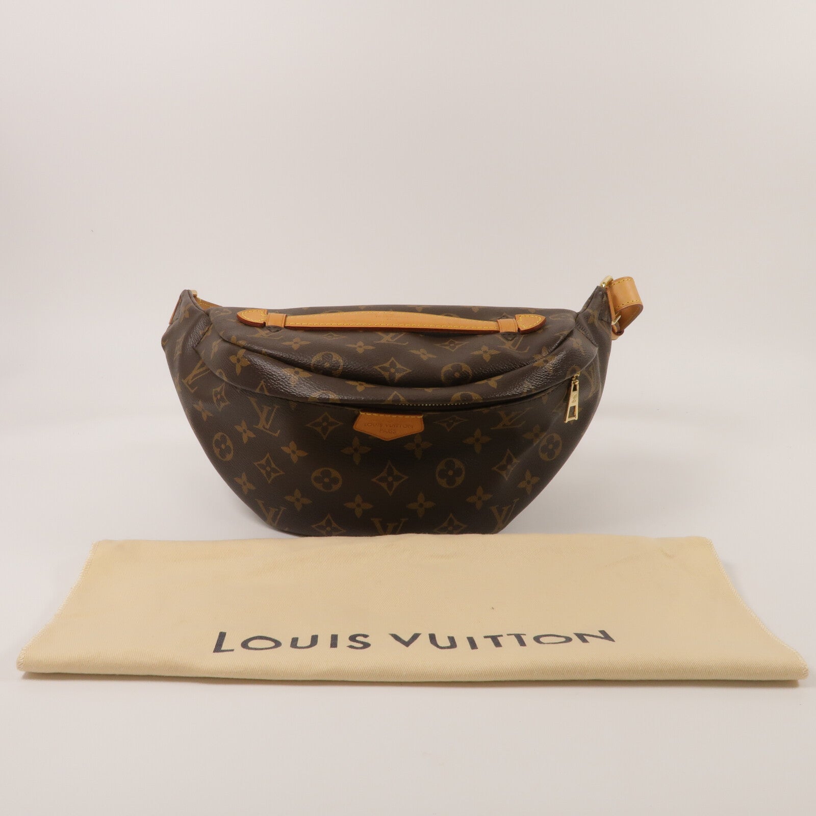 LOUIS VUITTON Monogram Bum Bag腰包