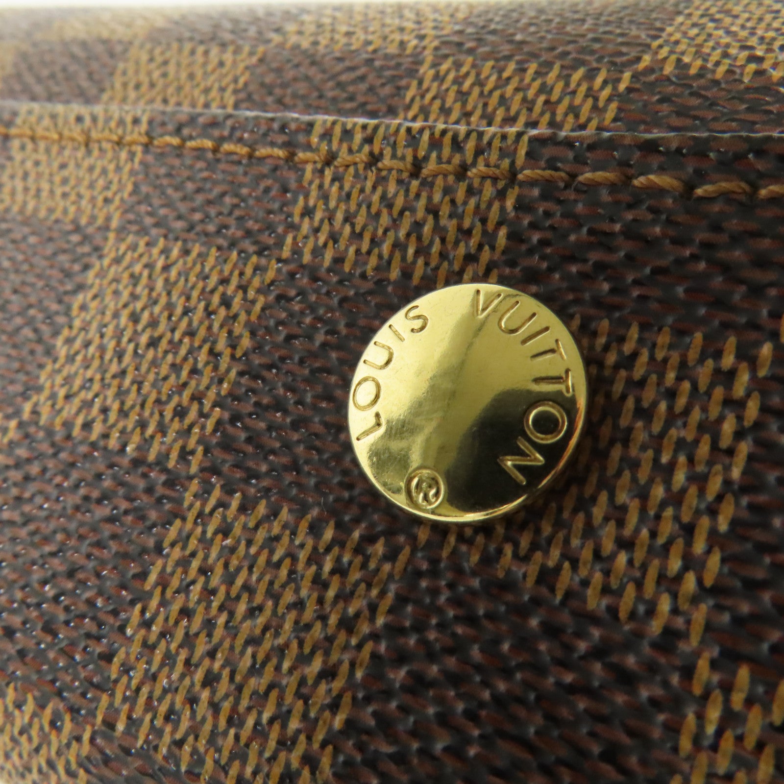 LOUIS VUITTON Damier Naviglio金扣肩背袋