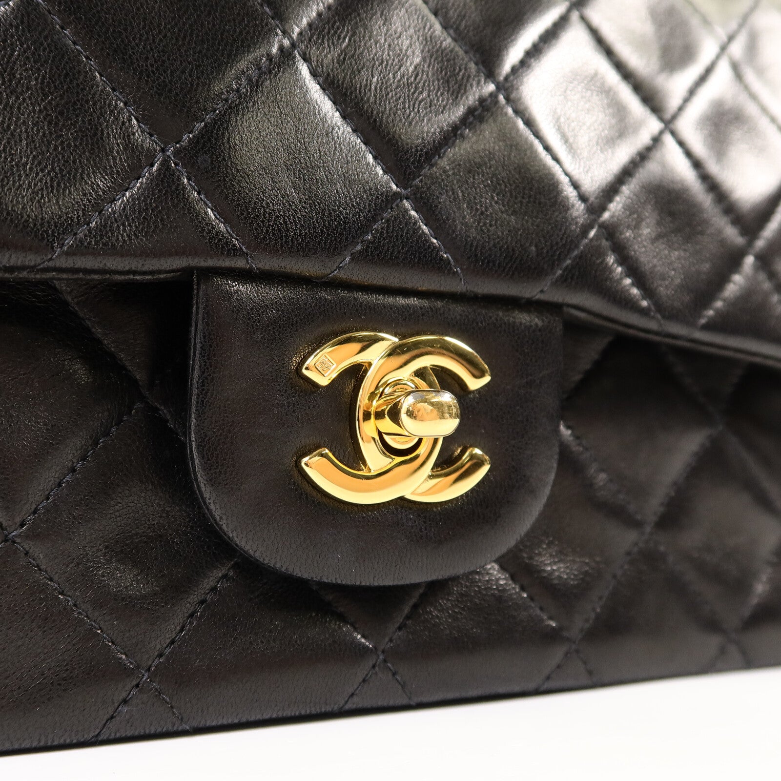 CHANEL 羊皮皮革Classic 23鏈帶肩背袋