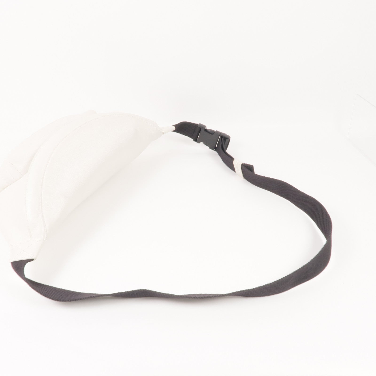 BALENCIAGA 牛皮皮革Waist Bag銀扣腰包