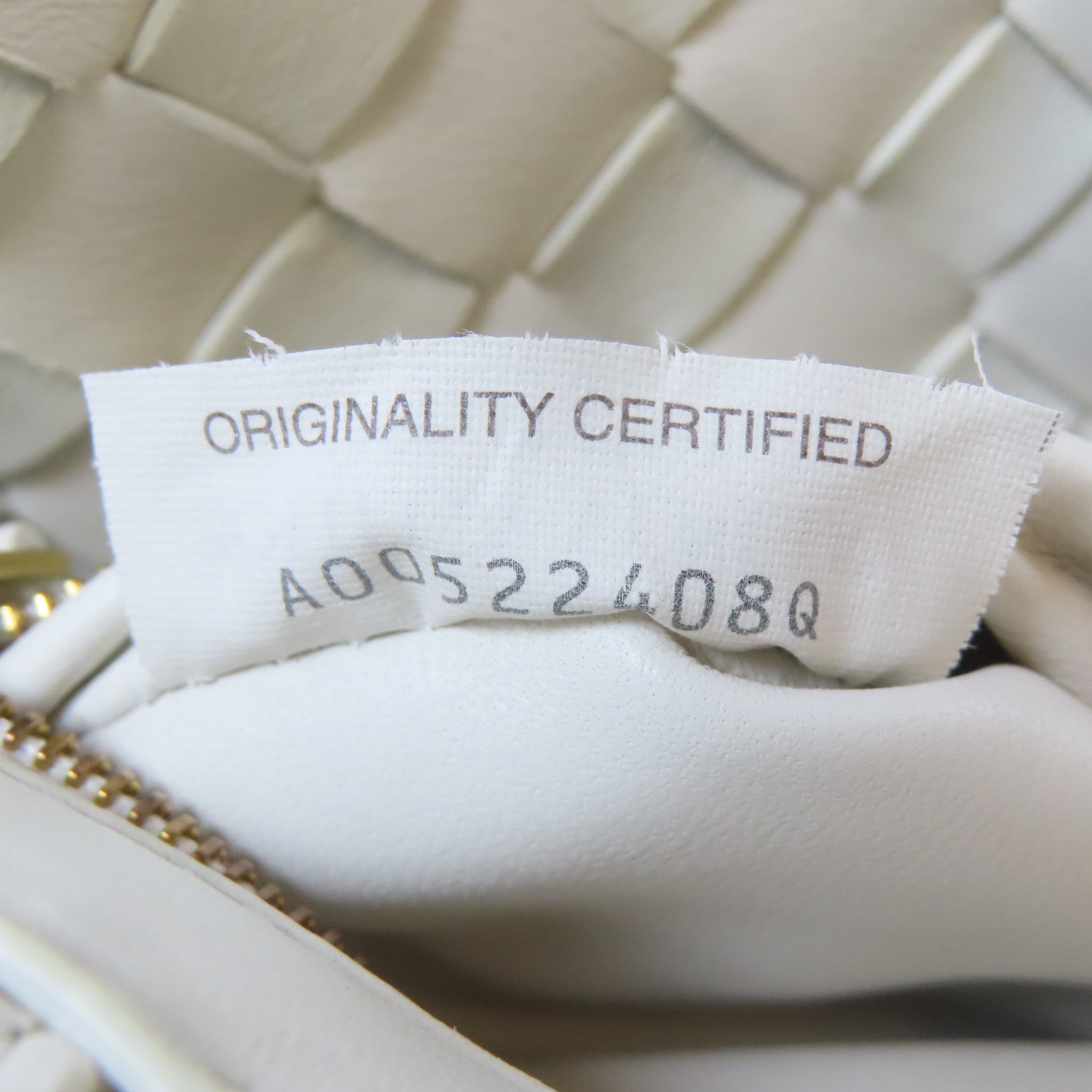 BOTTEGA VENETA 羊皮皮革East West Andiamo金扣手挽肩背兩用袋白色