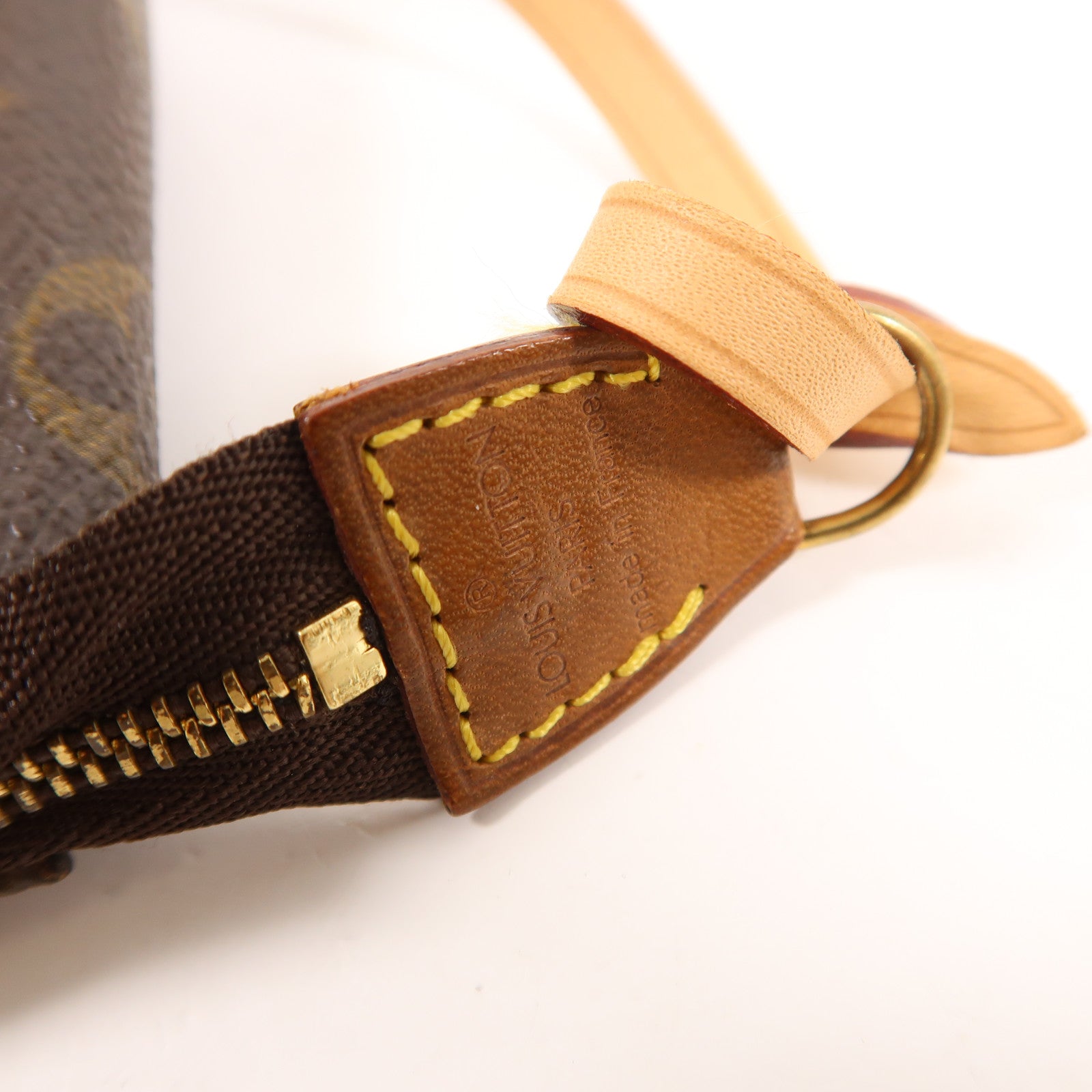 LOUIS VUITTON Monogram Pochette Accessoires金扣手拿包棕色