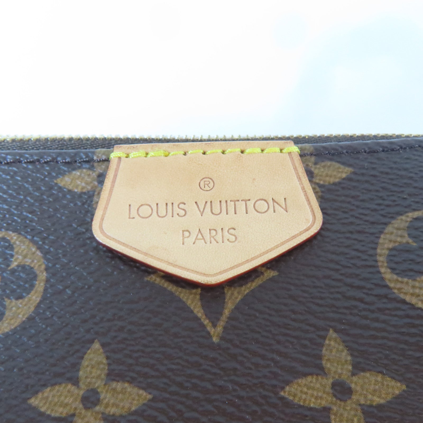 LOUIS VUITTON Monogram Multi Pochette Accessories金扣肩背袋啡色