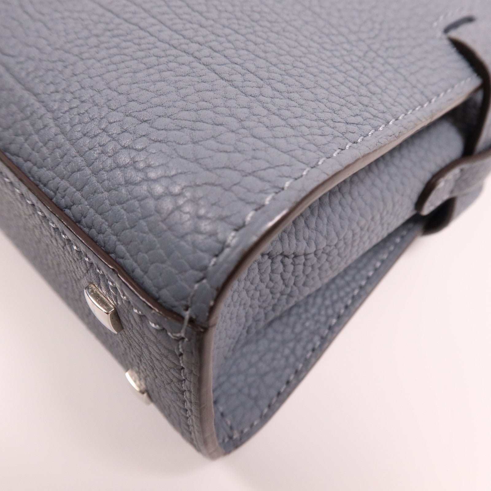 Delvaux 牛皮皮革Tempete Mini銀扣手挽肩背兩用袋