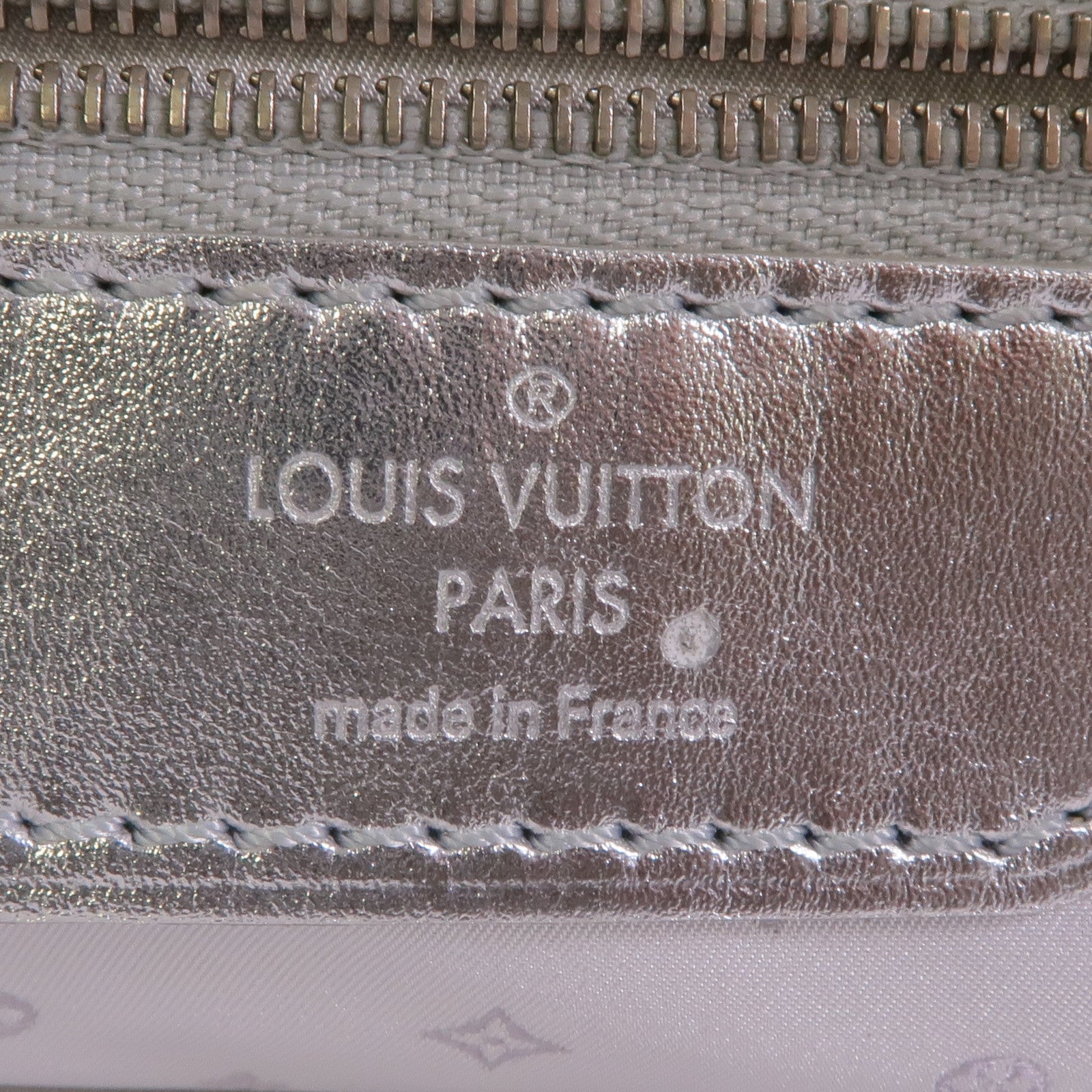 LOUIS VUITTON 皮革Lockit PM銀扣手挽袋