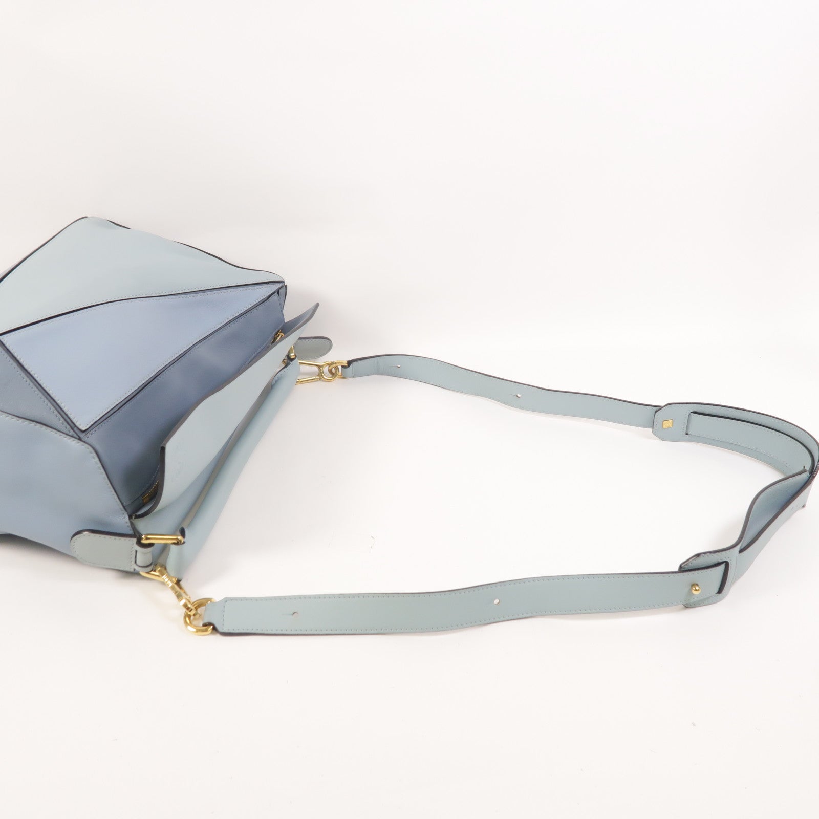 LOEWE 牛皮皮革Puzzle Medium手挽肩背兩用袋