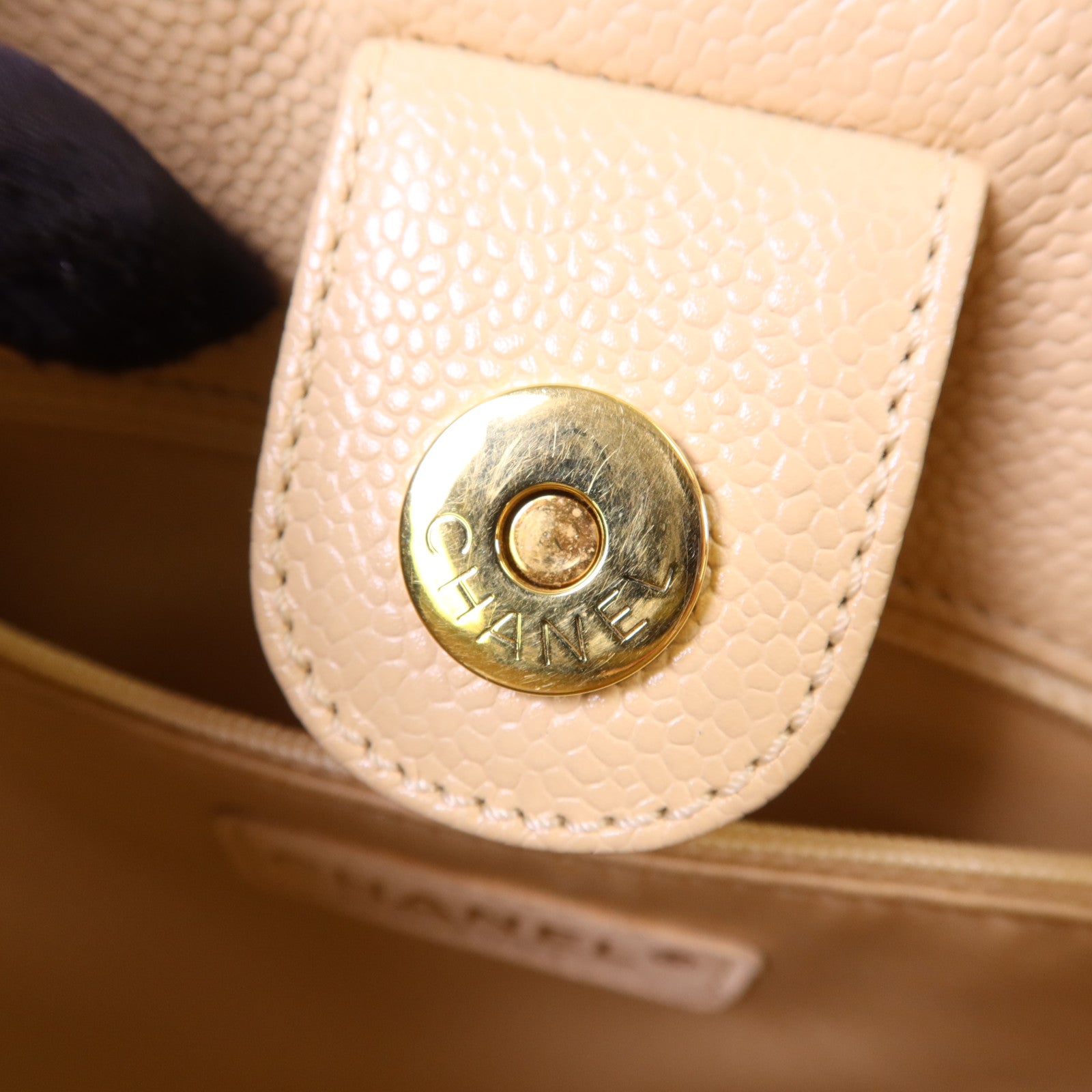 CHANEL 牛皮皮革PST Petite Tote Bag金扣鏈帶肩背袋