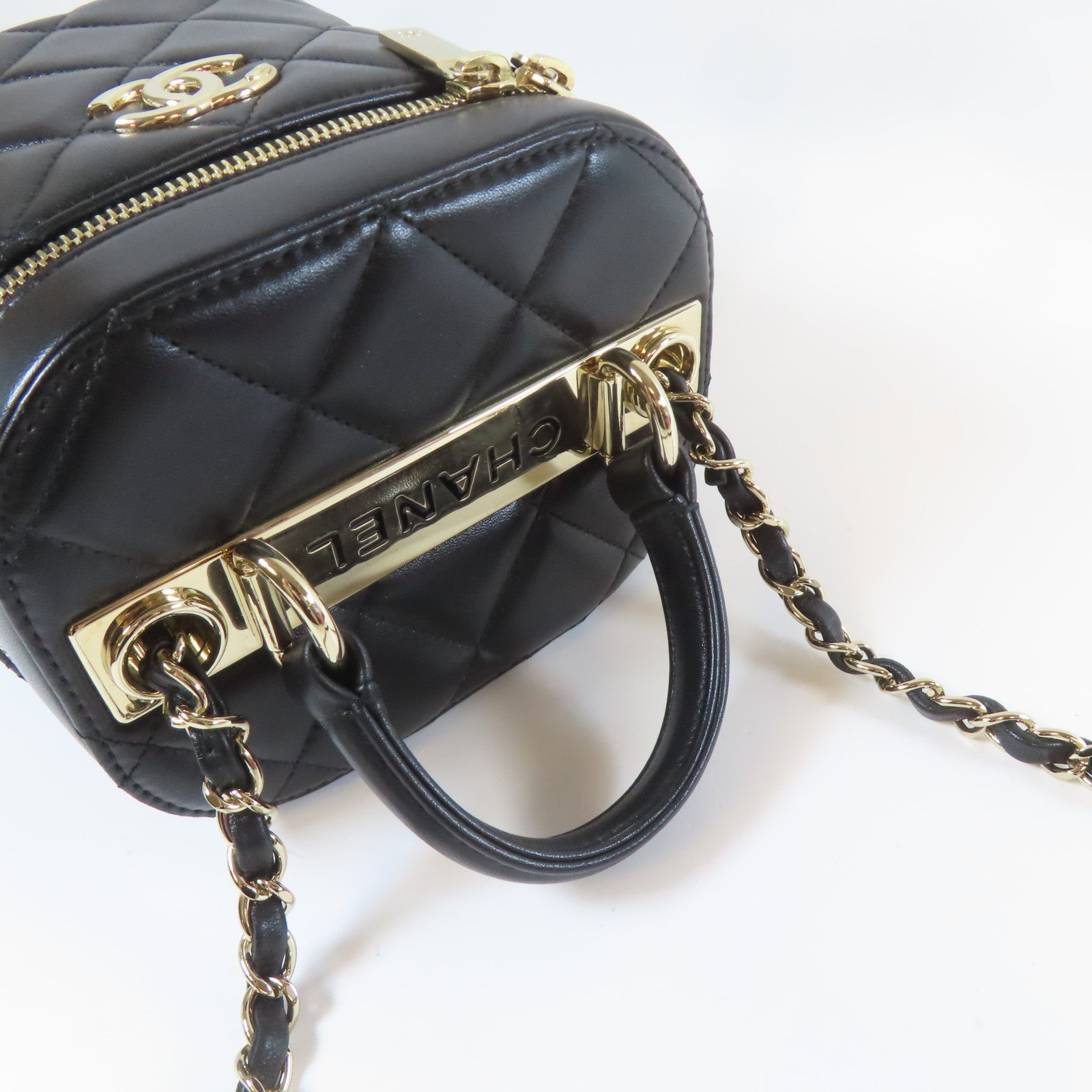 CHANEL 【激減優惠】菱格羊皮皮革Trendy CC Vanity Case金扣手挽肩背兩用袋黑色