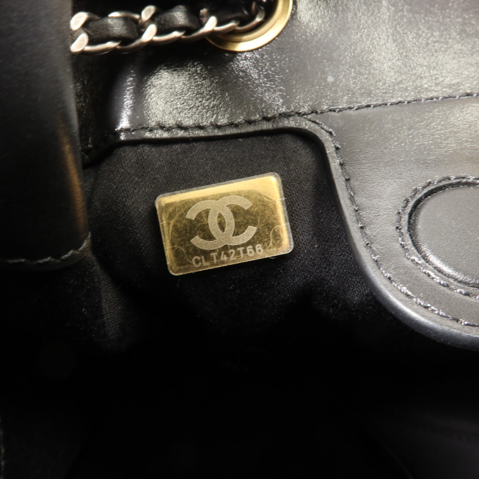 CHANEL 牛皮皮革25 Backpack背包