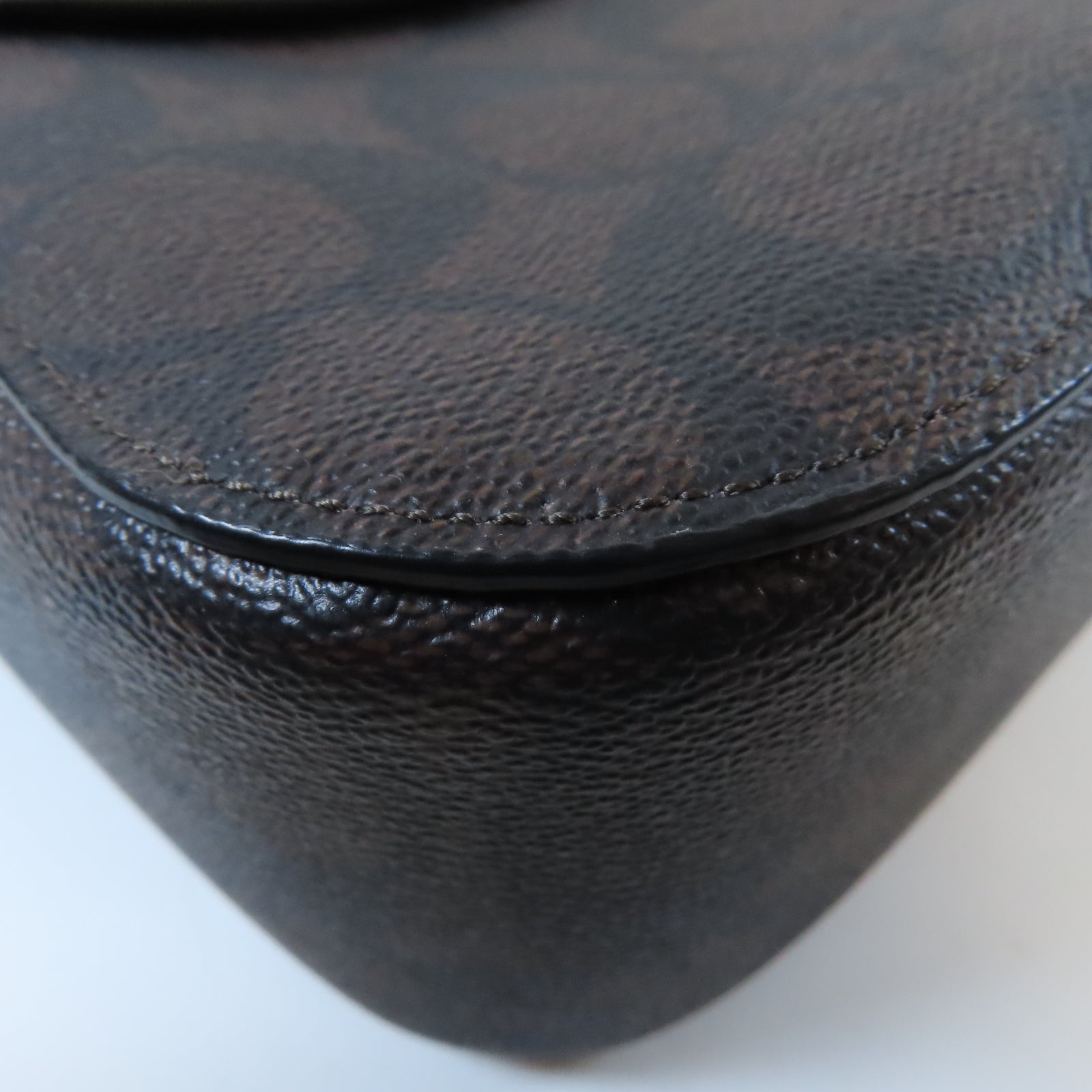 COACH 【激減優惠】羊皮皮革Shoulder Bag金扣手挽肩背兩用袋黑色/啡色