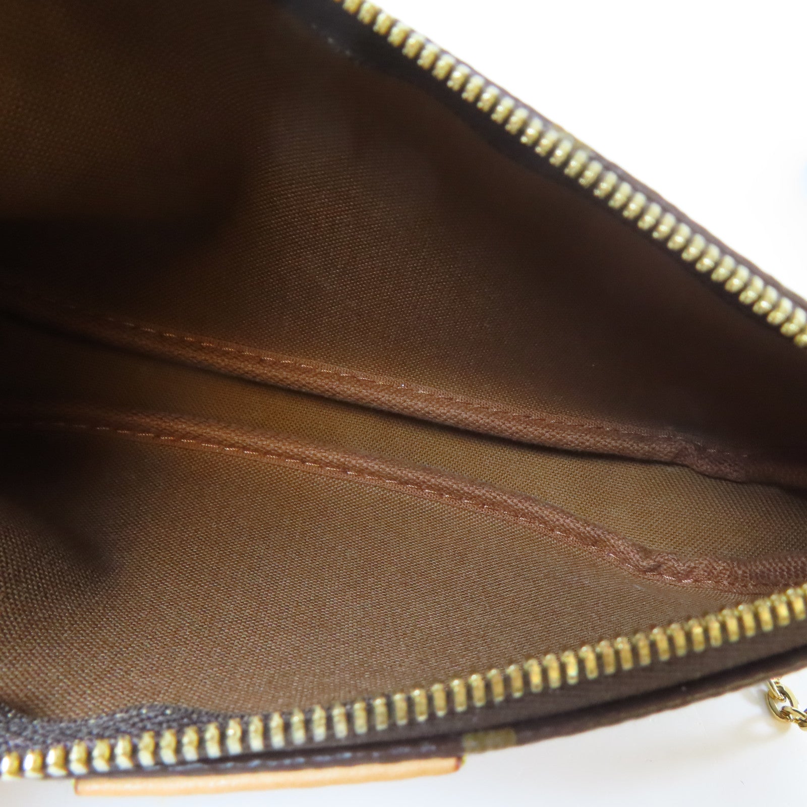 LOUIS VUITTON Monogram Multi Pochette Accessories金扣肩背袋啡色