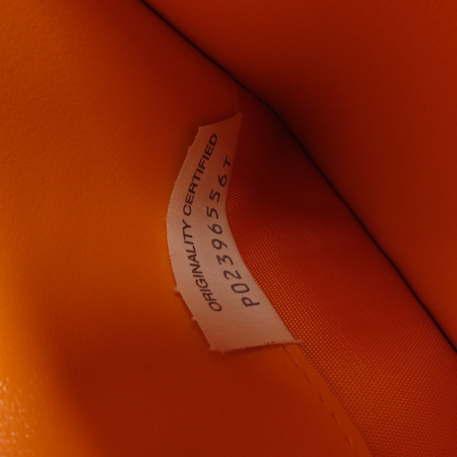 BOTTEGA VENETA 羊皮皮革Wallet金扣長錢包