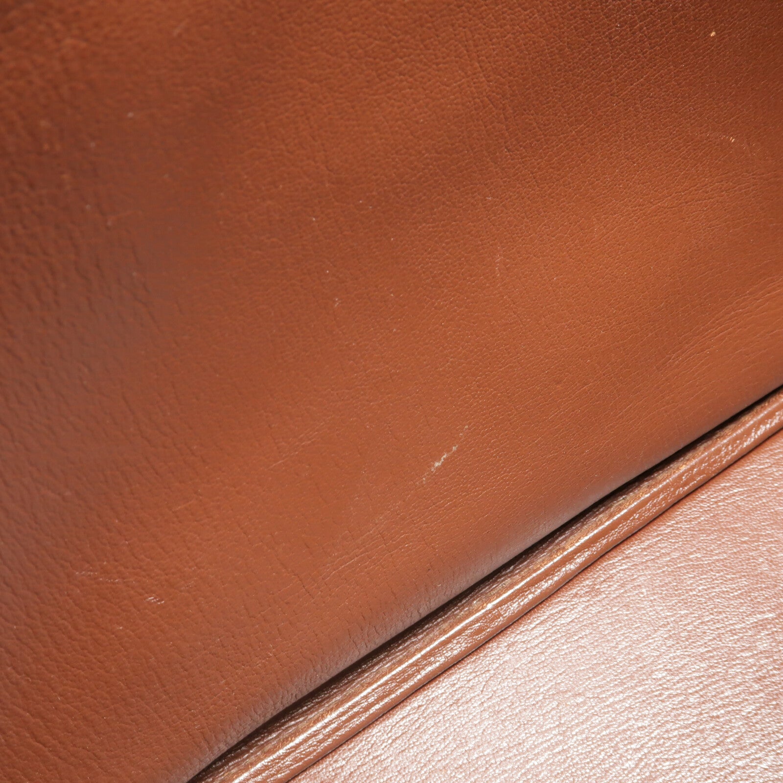 HERMES Clemence皮革Plume Dog 38公事包Bordeaux