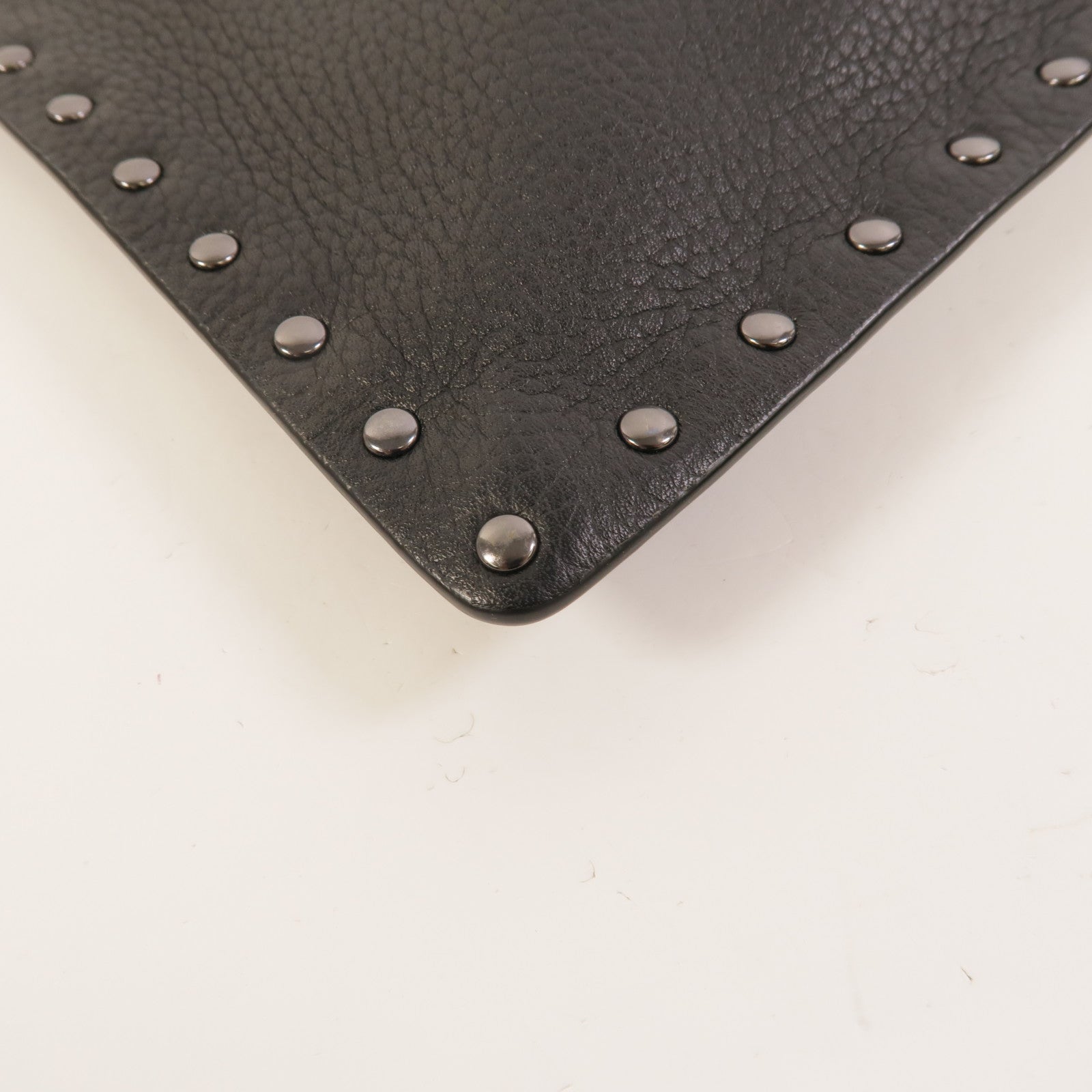 Valentino 牛皮皮革Rockstud Clutch手拿包