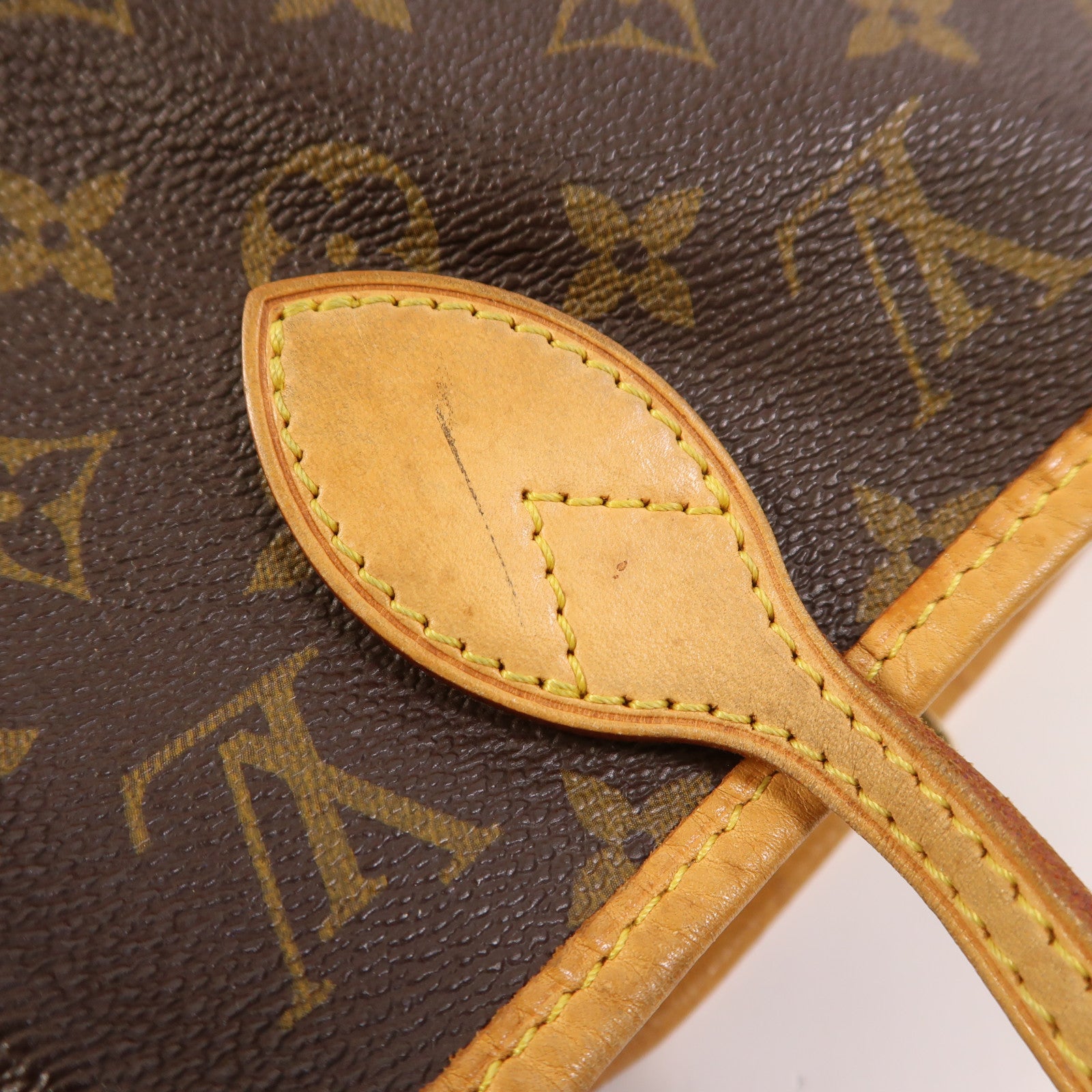 LOUIS VUITTON Monogram Neverfull MM金扣手挽袋