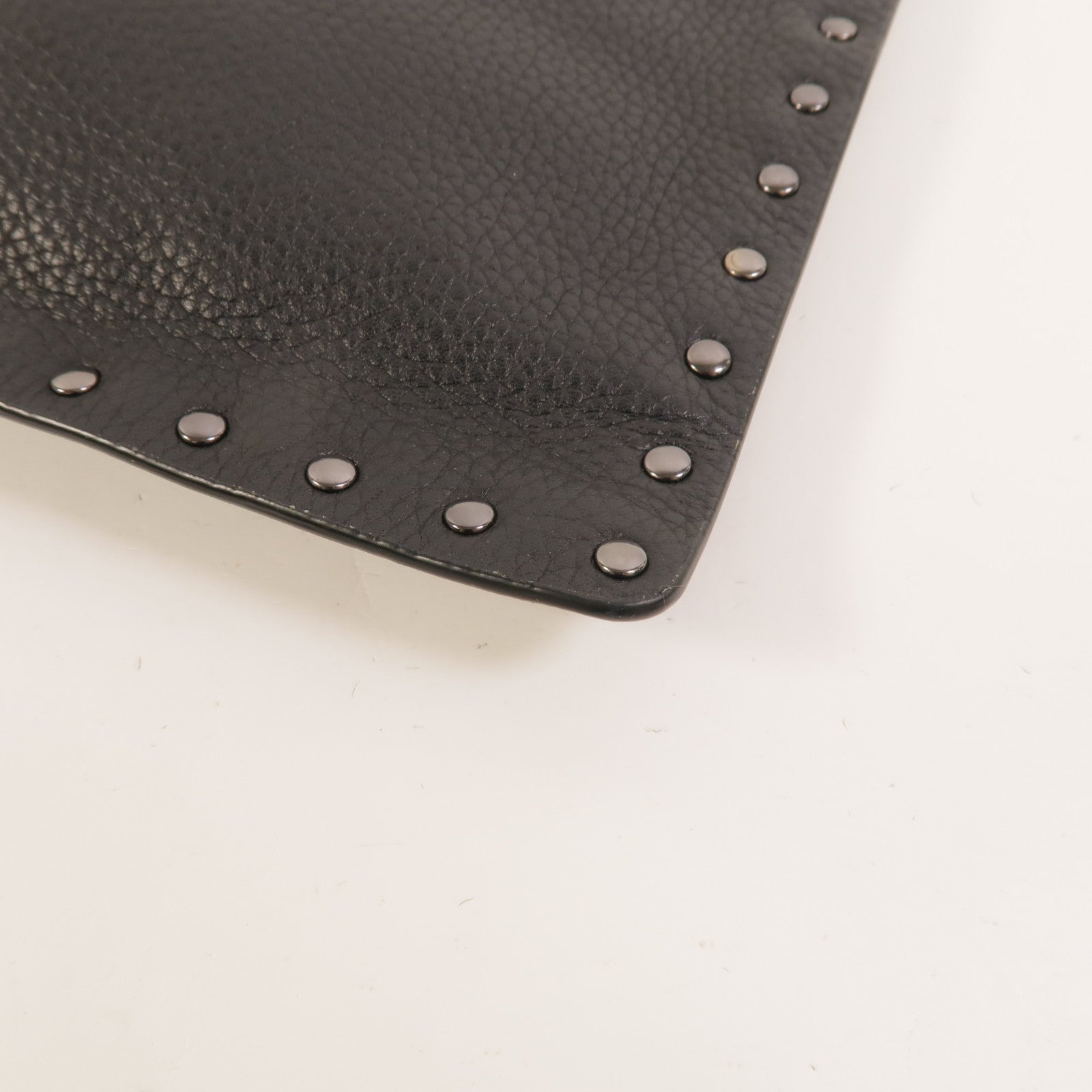 Valentino 牛皮皮革Rockstud Clutch手拿包