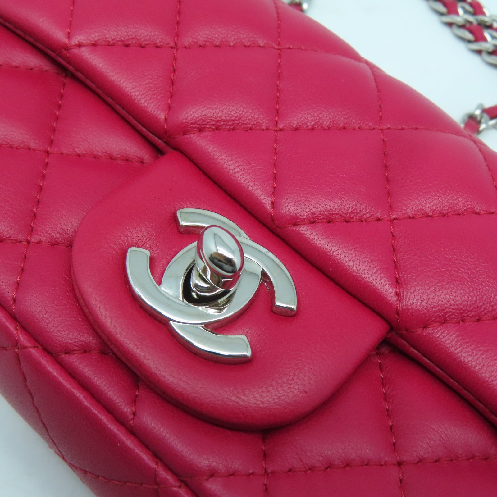 CHANEL 【激減優惠】菱格羊皮皮革Chain Shoulder Bag銀扣鏈帶肩背袋桃紅色