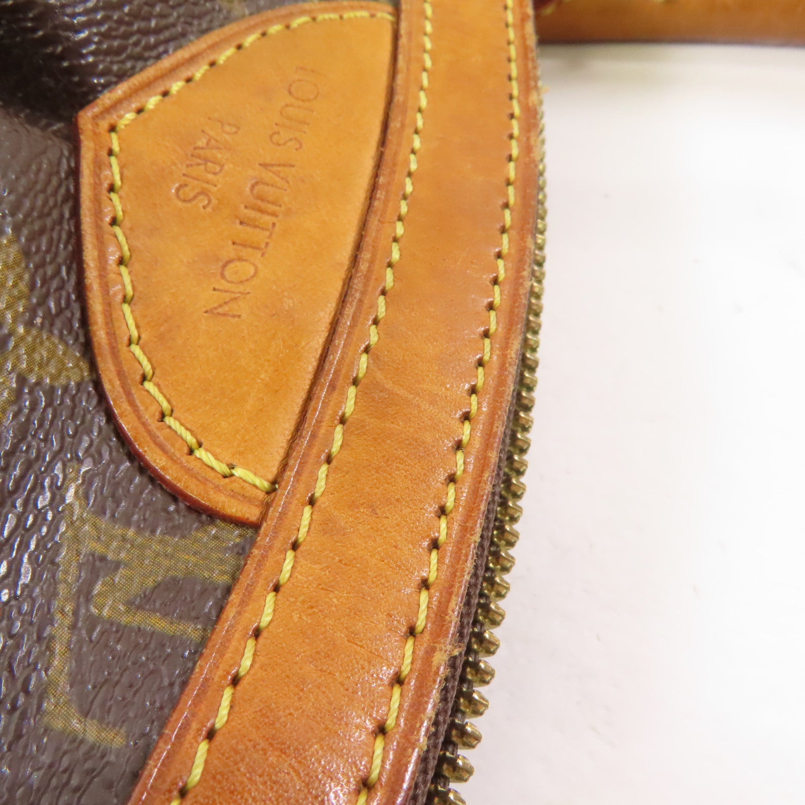 LOUIS VUITTON Monogram Tivoli PM金扣手挽袋啡色