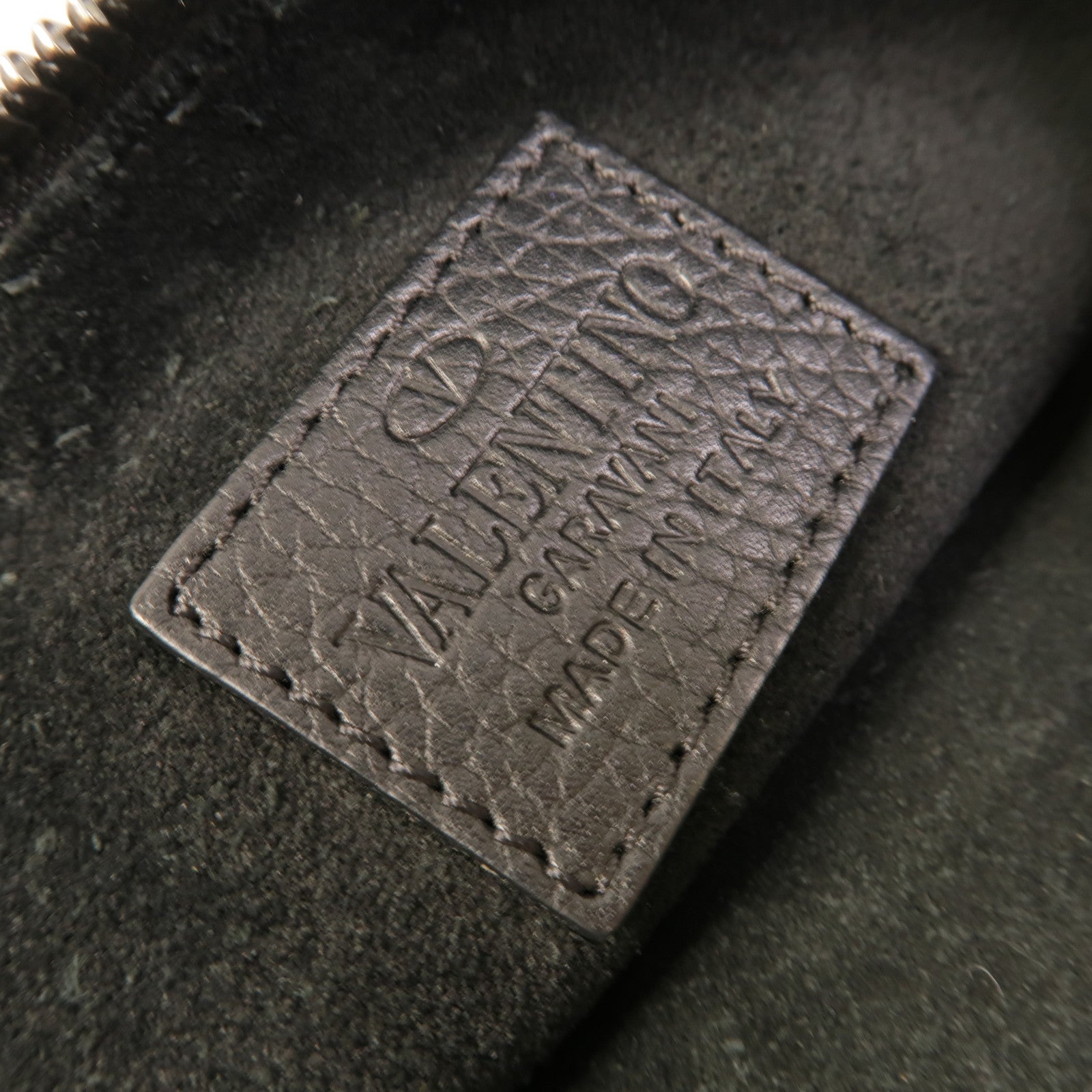 Valentino 牛皮皮革Rockstud Clutch手拿包