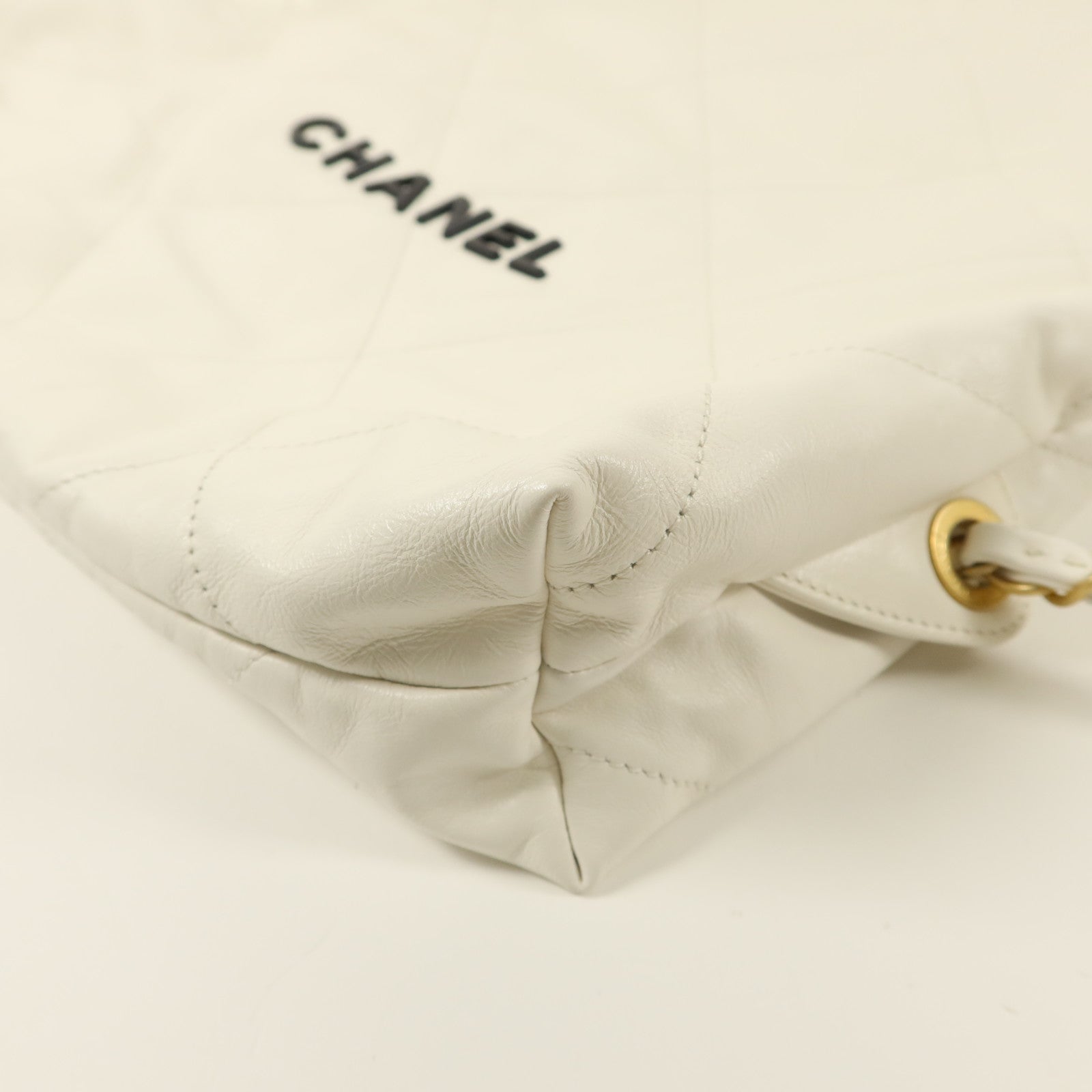CHANEL 牛皮皮革Chanel 22 Backpack背包